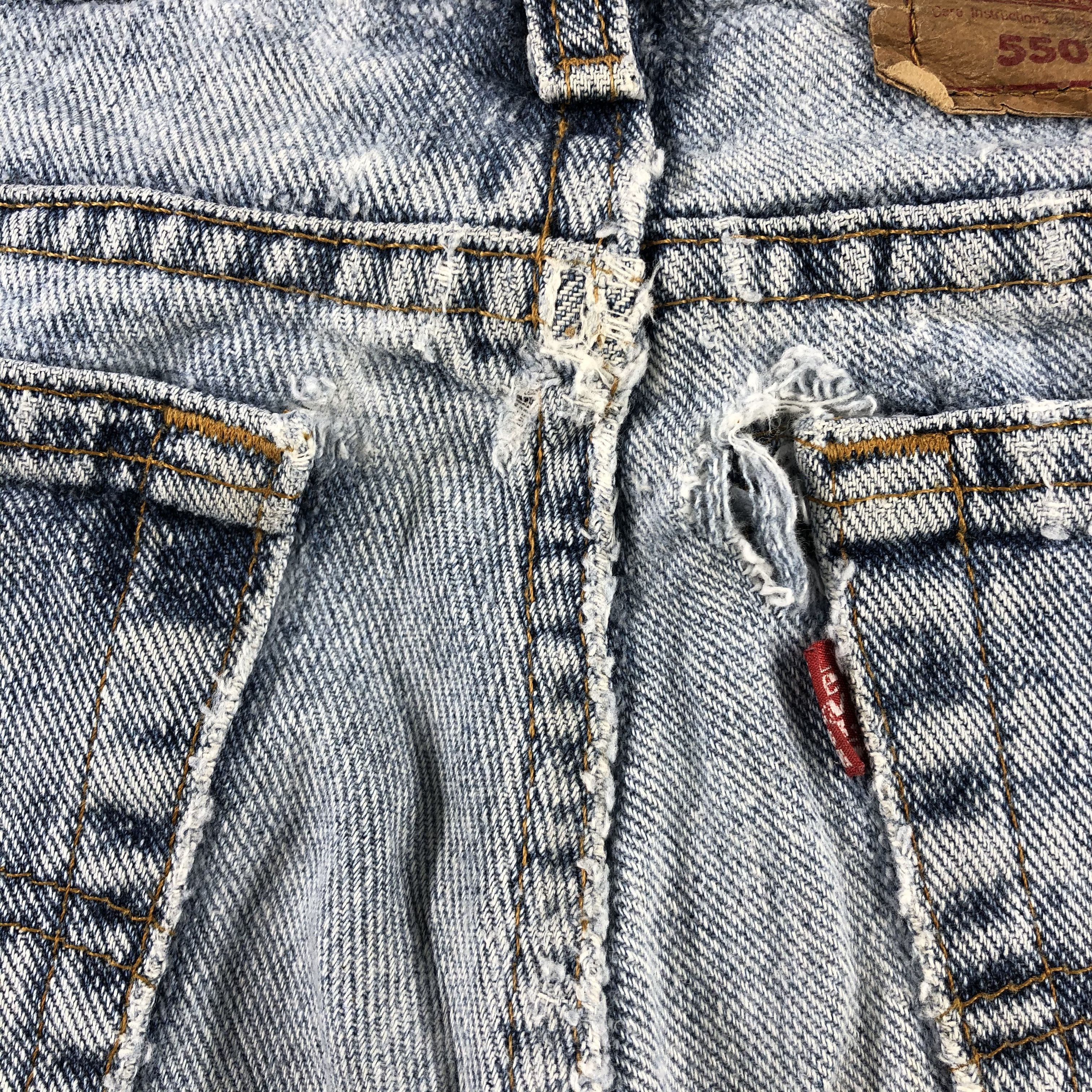 Levi's Vintage 90s Levi's 550 Jeans Medium Wash Denim KJ916 Size US 32 / EU 48 - 8 Thumbnail