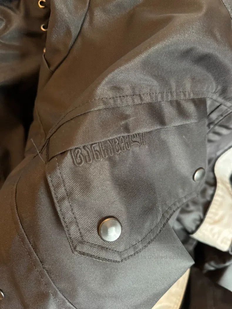 Vetements Vetements jacket Size US M / EU 48-50 / 2 - 4 Thumbnail