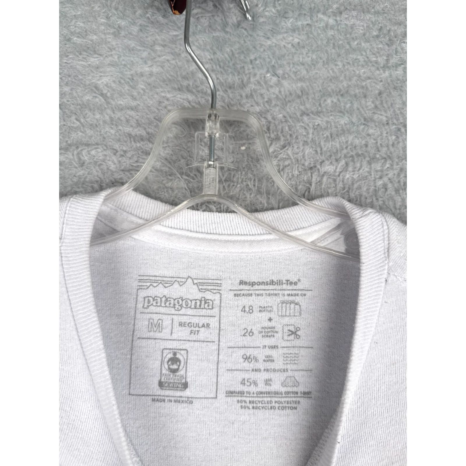 Patagonia Patagonia Shirt Men M White Logo Responsibili-Tee Pocket Cotton Blend Crew Neck Short Sleeve All Seasons Size US M / EU 48-50 / 2 - 7 Thumbnail