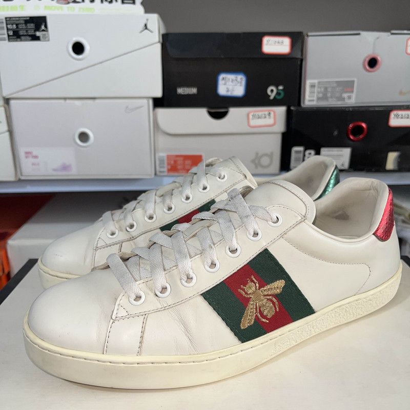 Gucci Gucci Ace White Green Fashion Sneakers for Men Size US 8 / EU 41 - 1 Thumbnail