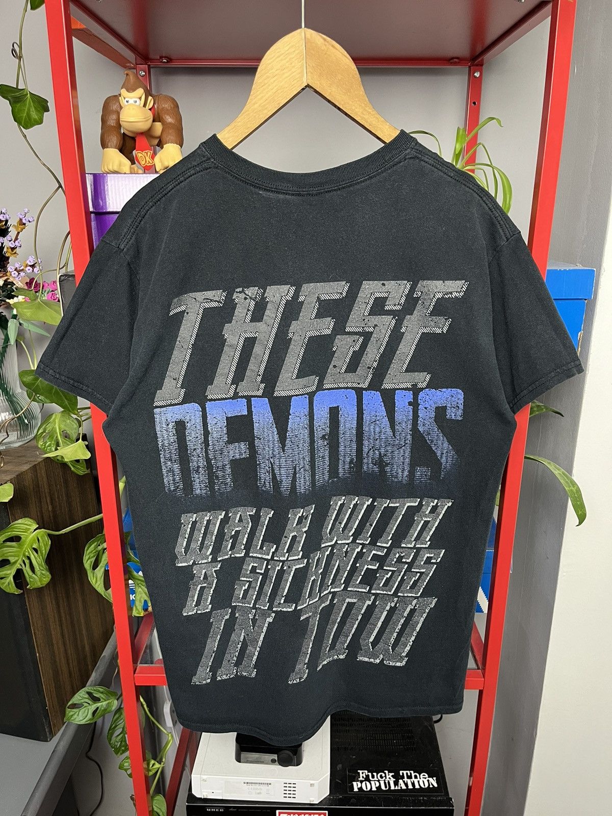 Band Tees × Vintage Rare vintage y2k Black Tongue wolf graphic metal band tee Size US M / EU 48-50 / 2 - 2 Thumbnail