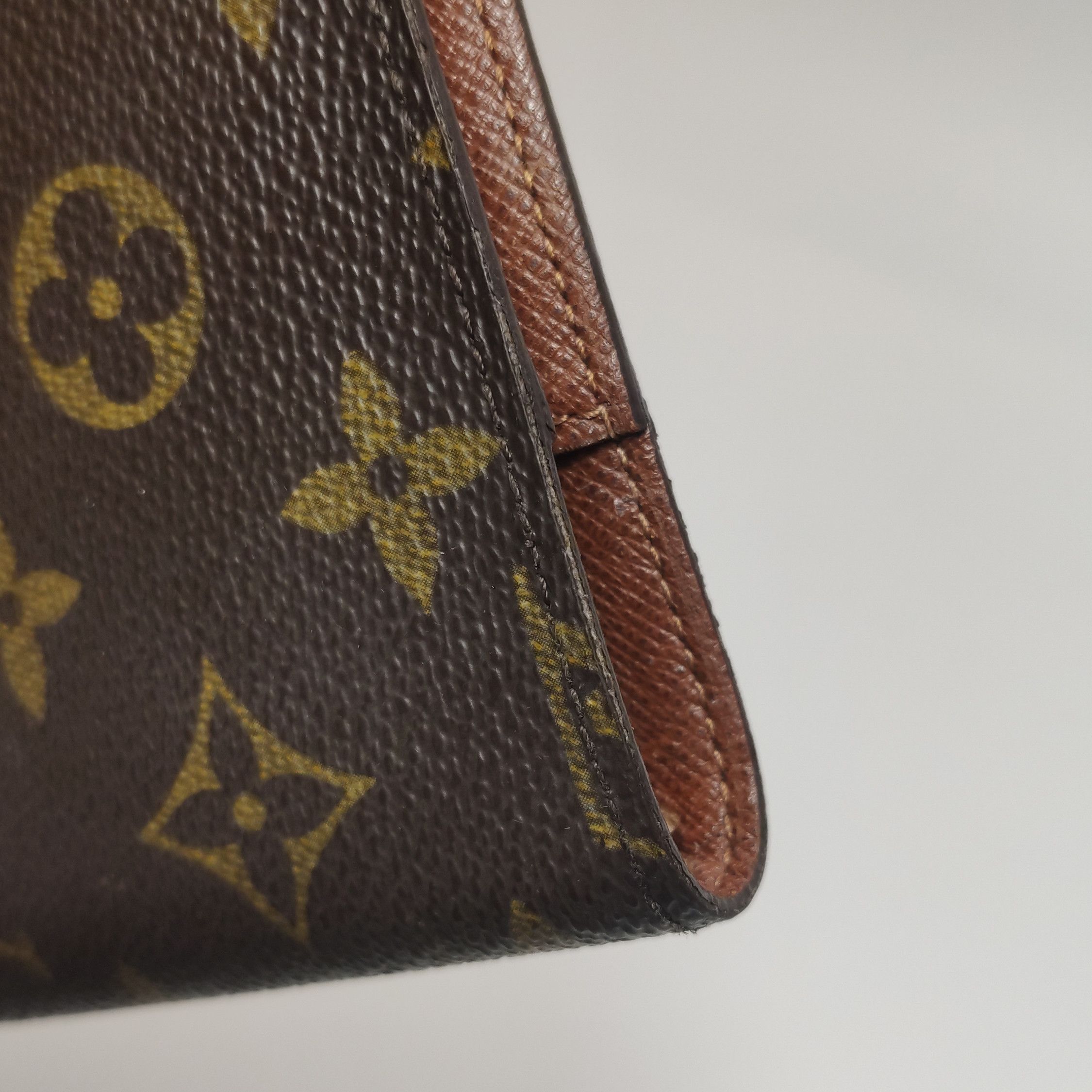 Louis Vuitton Louis Vuitton (LV) Small Monogram Printed Notebook Cover -y Size ONE SIZE - 8 Thumbnail