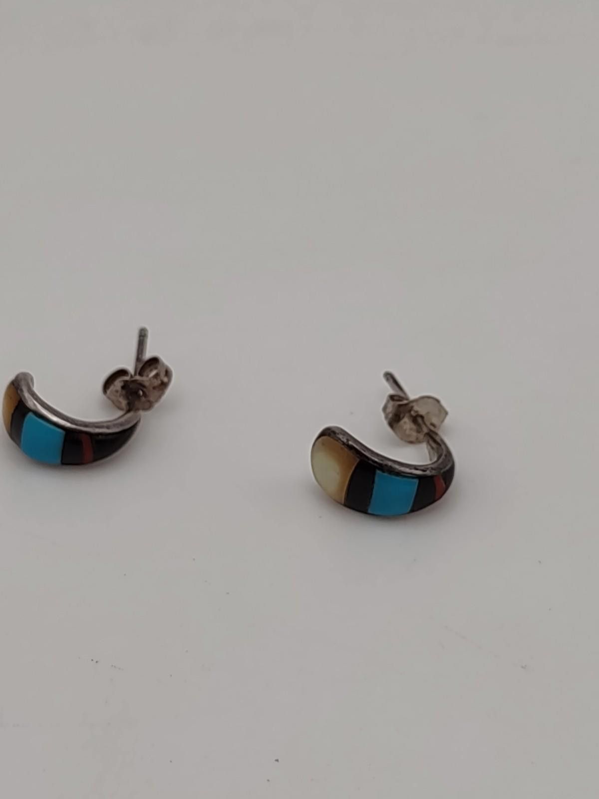 The Unbranded Brand 1.4g Vtg Sterling Silver Multi Stone Southwestern J-Hoops Size ONE SIZE - 3 Thumbnail