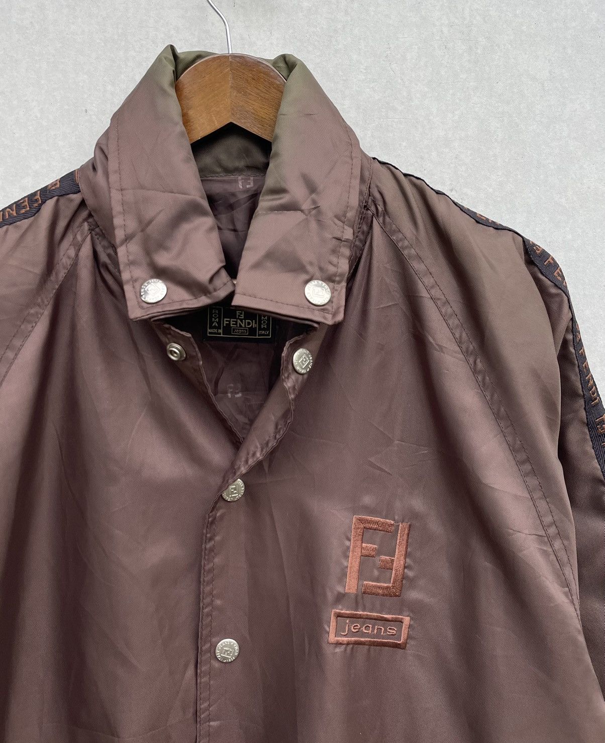Fendi 🔥Vintage Fendi Roma Big Logo With Hidden Hoodie Light Jacket Size US XL / EU 56 / 4 - 6 Thumbnail