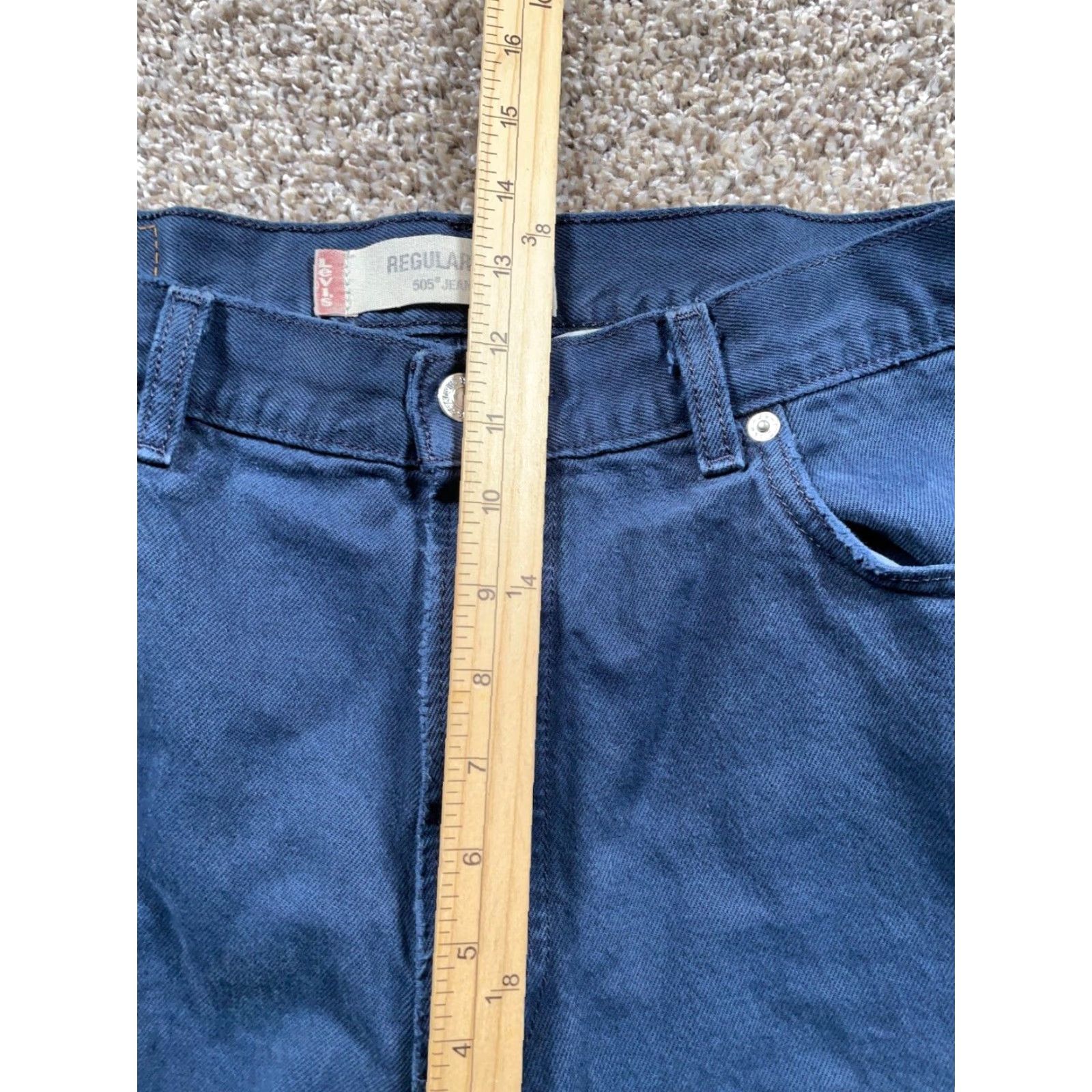 Levi's VINTAGE Levi's 505 Regular Fit Jeans Men's 34 x 28 Dark Blue Denim 90s Retro Grunge Size US 34 / EU 50 - 7 Thumbnail