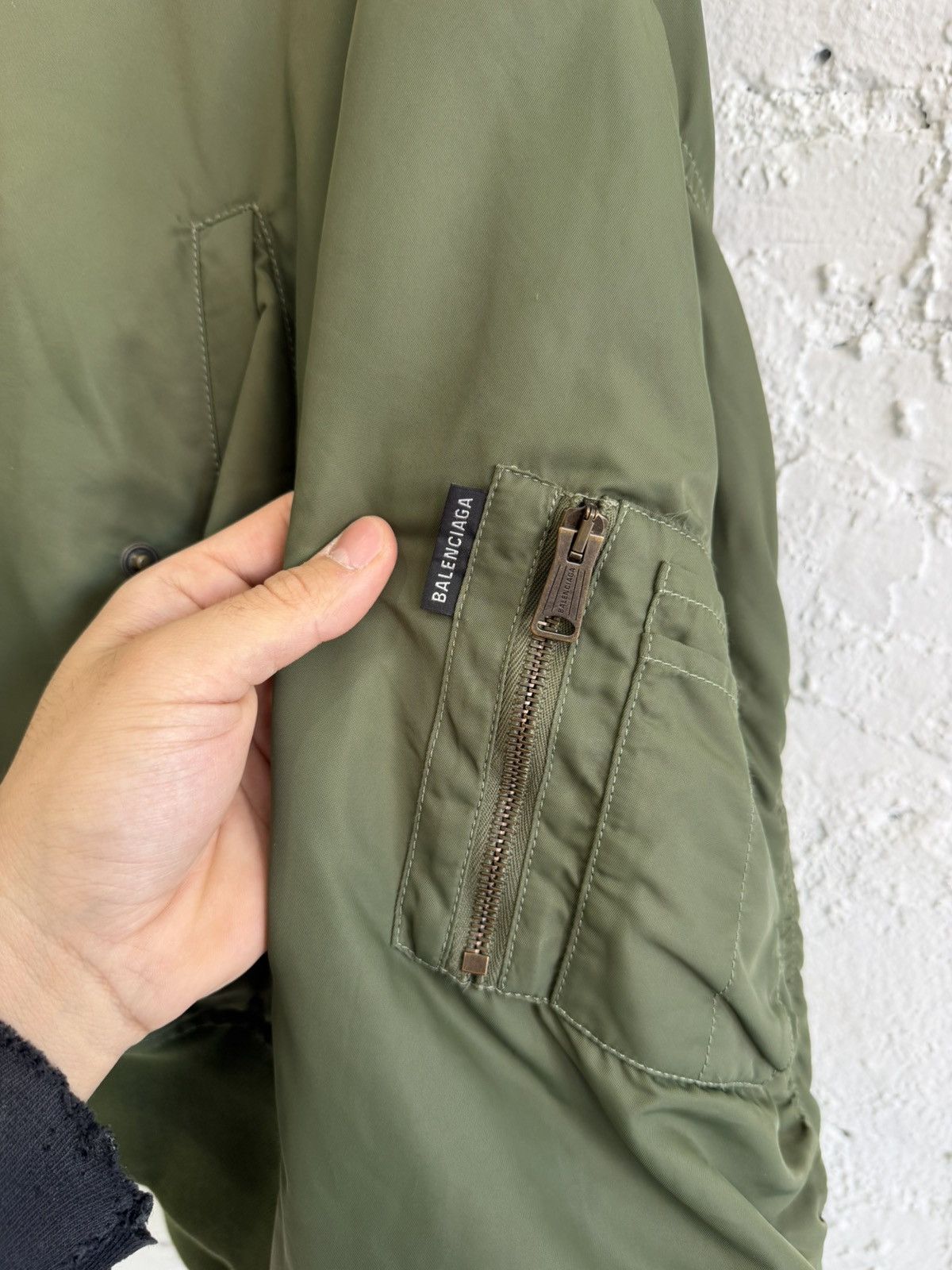Balenciaga BALENCIAGA HOODED BOMBER Size US M / EU 48-50 / 2 - 4 Thumbnail