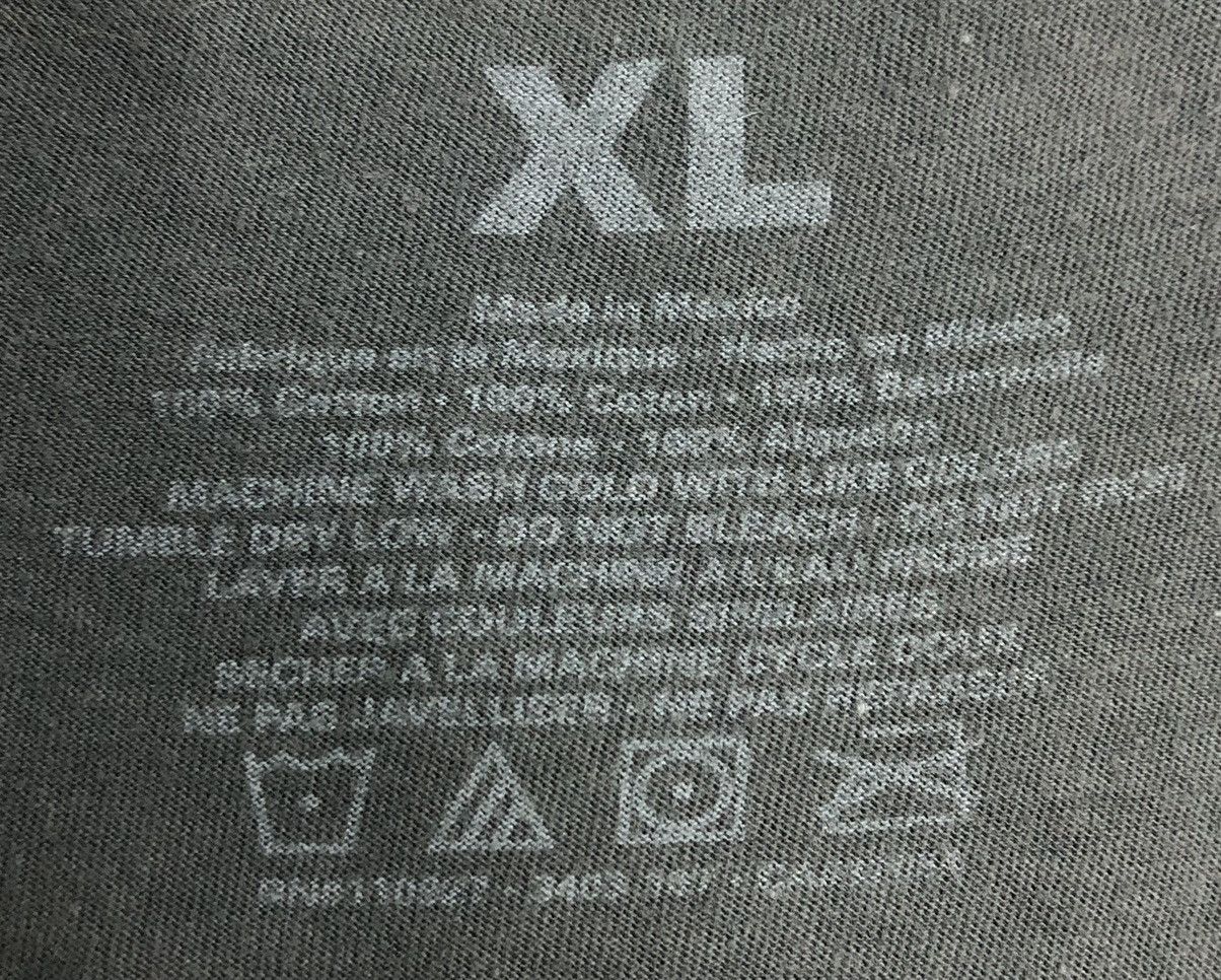 Band Tees Vintage Rock Band Joy Division Unknown Pleasures T-Shirt Size US XL / EU 56 / 4 - 7 Thumbnail