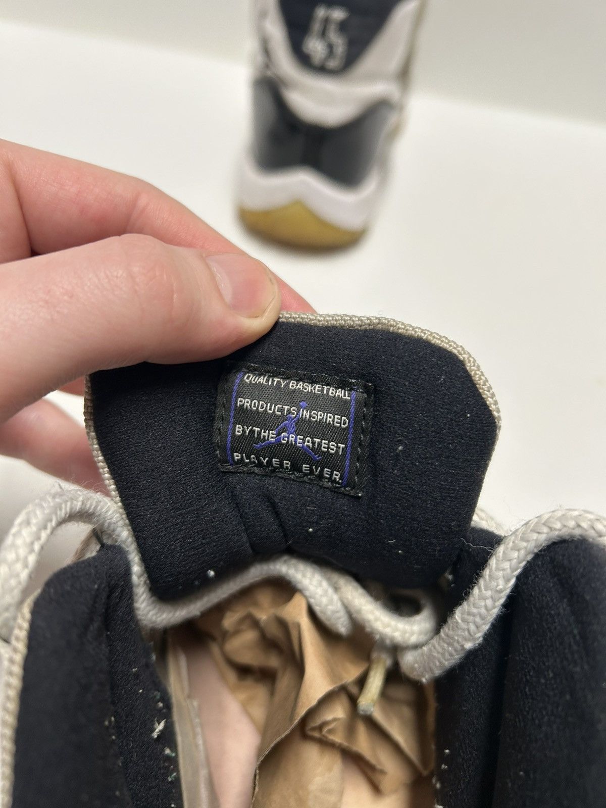 Jordan Brand 2018 11 “Concord” Size US 9.5 / EU 42-43 - 4 Thumbnail