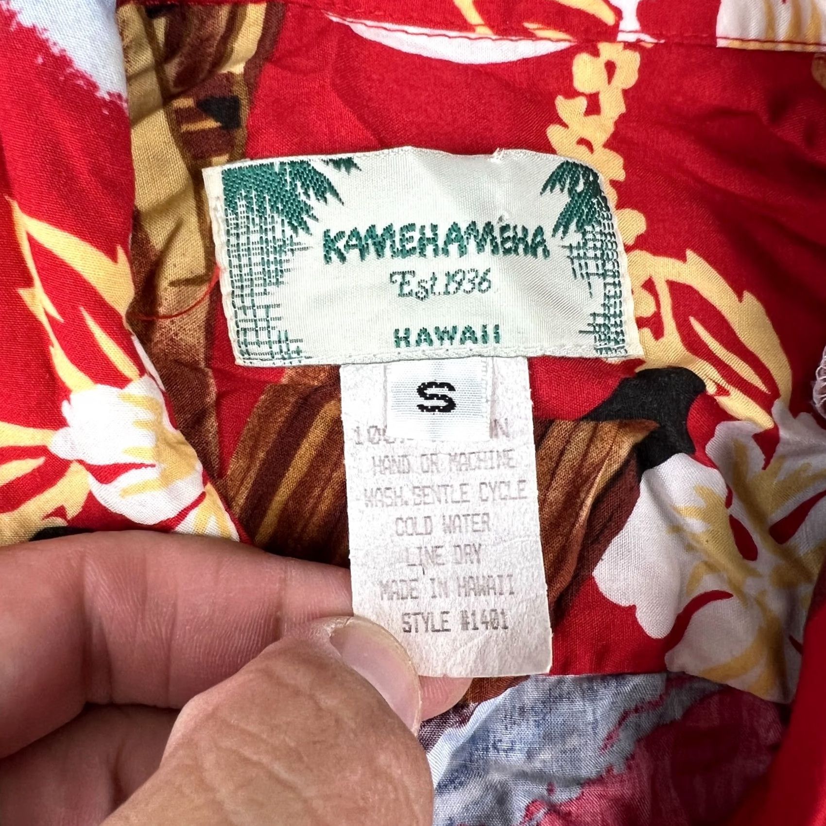 Vintage VINTAGE Kamehameha Hawaiian Shirt Small Rayon Aloha Surfboard Loop Camp Collar Mens Size US S / EU 44-46 / 1 - 3 Thumbnail