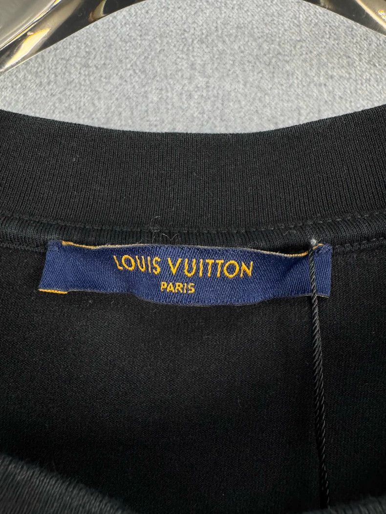 Louis Vuitton Louis Vuitton NBA Co-branded Short Sleeves Size US M / EU 48-50 / 2 - 4 Thumbnail