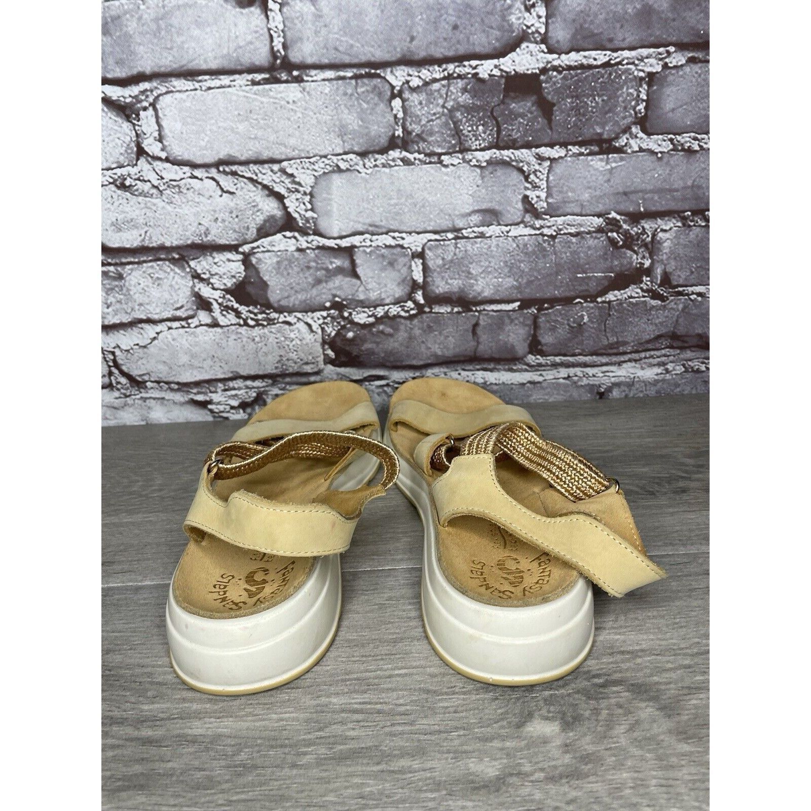 Other Fantasy Sandals Tan Nubuck Fabric Cross Strap Wedge Flex Sol Size US 8.5 / IT 38.5 - 4 Thumbnail