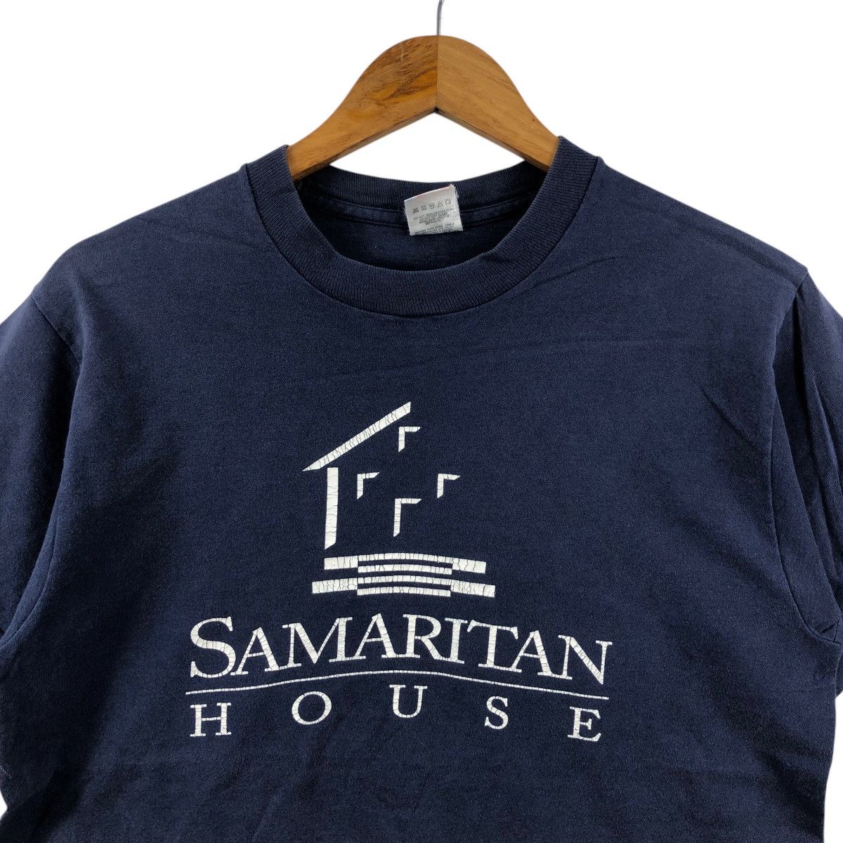 Vintage Vintage SAMARITAN HOUSE Tee Shirt Vintage Clothing Size US M / EU 48-50 / 2 - 2 Thumbnail