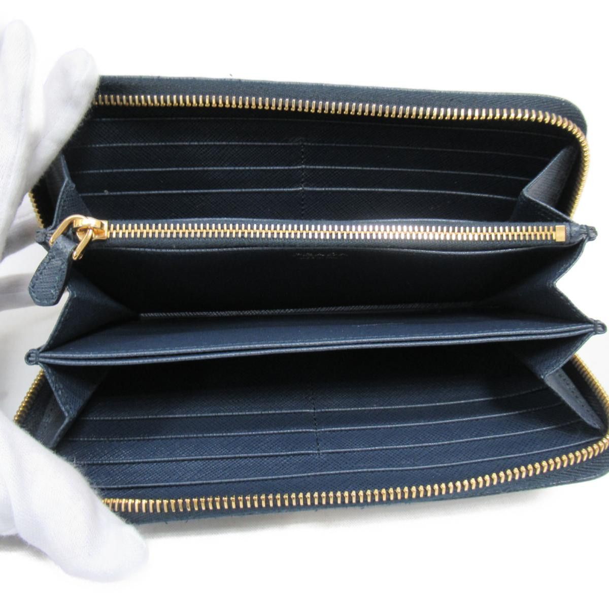 Prada o1srvl11e0724 Size: OS / Wallet in Black Size ONE SIZE - 3 Thumbnail