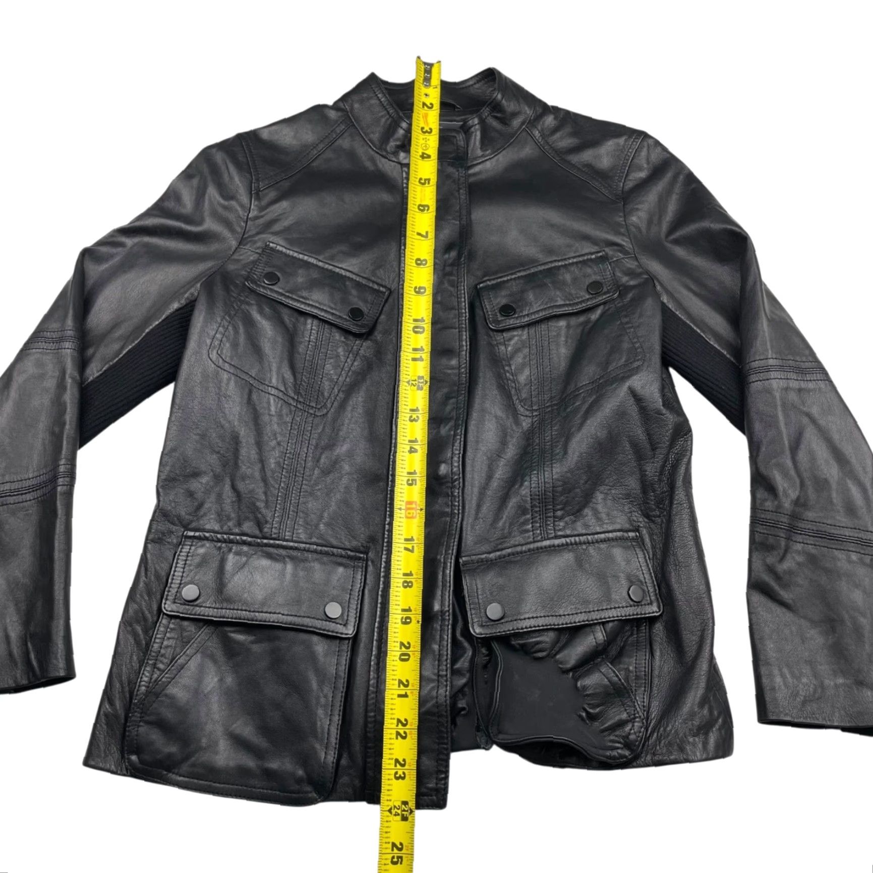 Vince Vince Women's Leather Moto Jacket Black Medium Full Zip/Buttons Lined Crew Neck Collared 100% Leather Budget Vintage: No Size M / US 6-8 / IT 42-44 - 6 Thumbnail