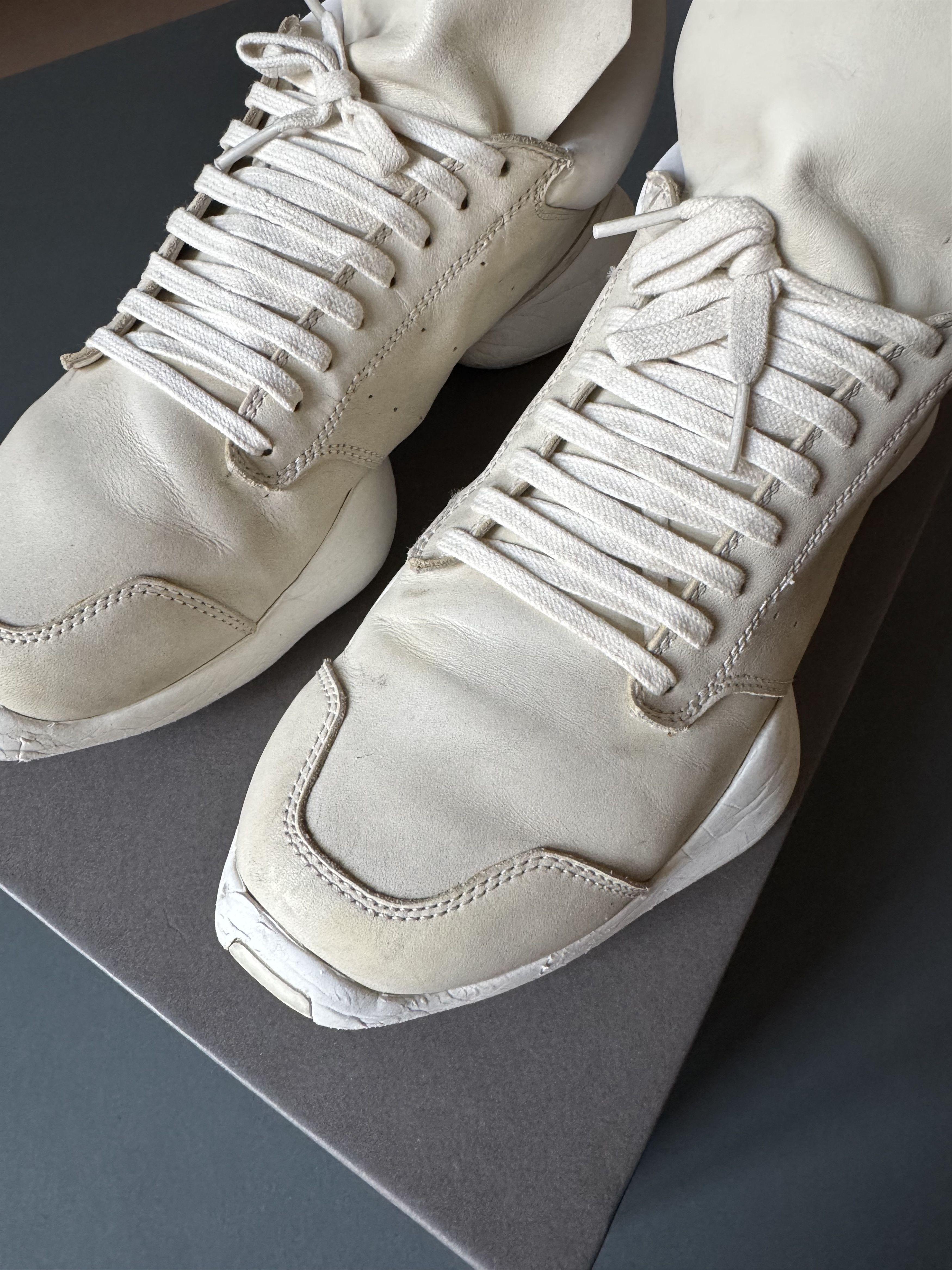 Adidas × Rick Owens Rick Owens X Adidas ROMilk Runner SZ 9.5 Size US 9.5 / EU 42-43 - 3 Thumbnail