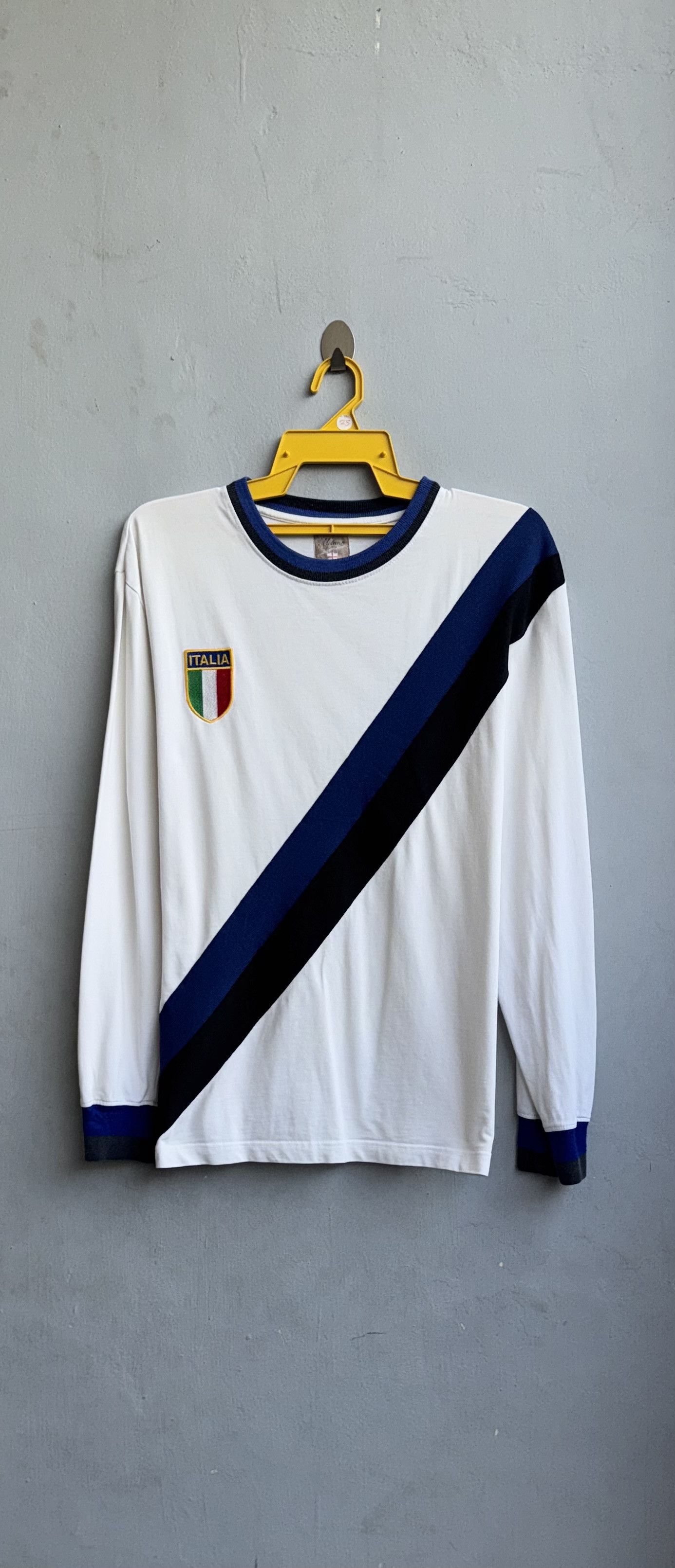 Vintage Inter Milan 1966-1967 Sweatshirt Size US L / EU 52-54 / 3 - 1 Thumbnail