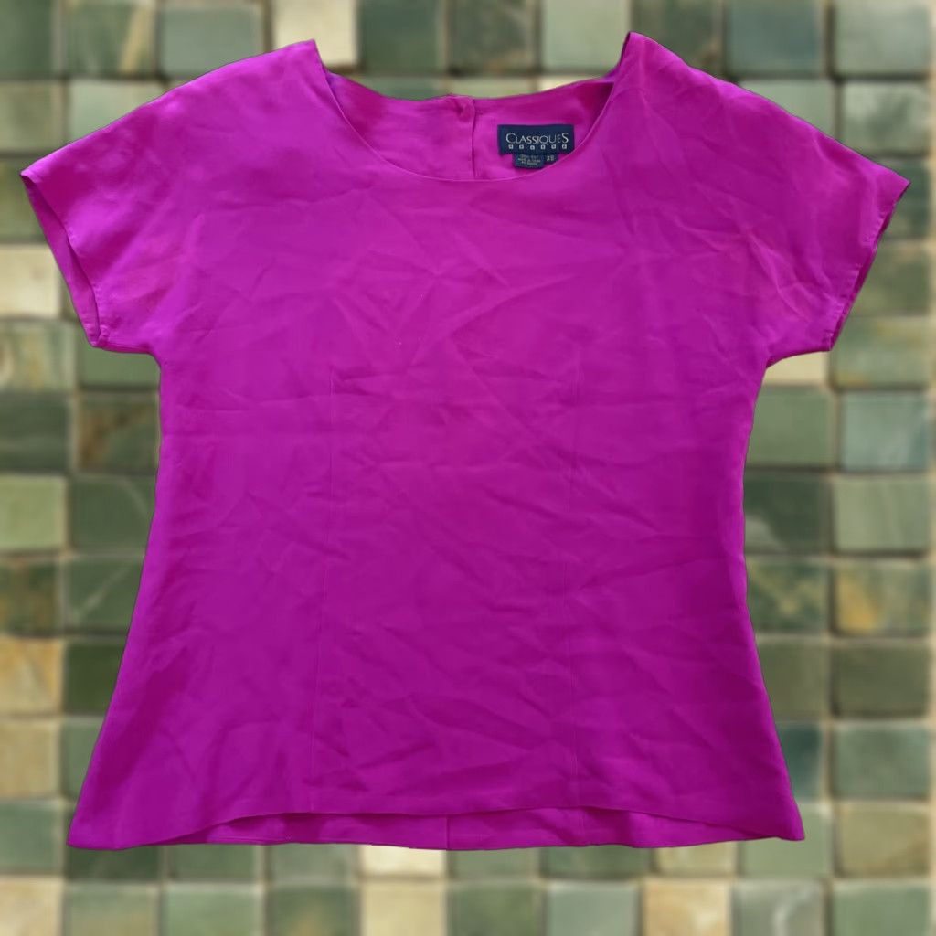 Vintage VINTAGE CLASSIQUES 100% Silk Fuchsia Pink Button Up Back Blouse XS Shoulder Pads Shirt Womens XS Short Sleeve Round Neck Lightweight Dry Clean Only Size XS / US 0-2 / IT 36-38 - 1 Thumbnail