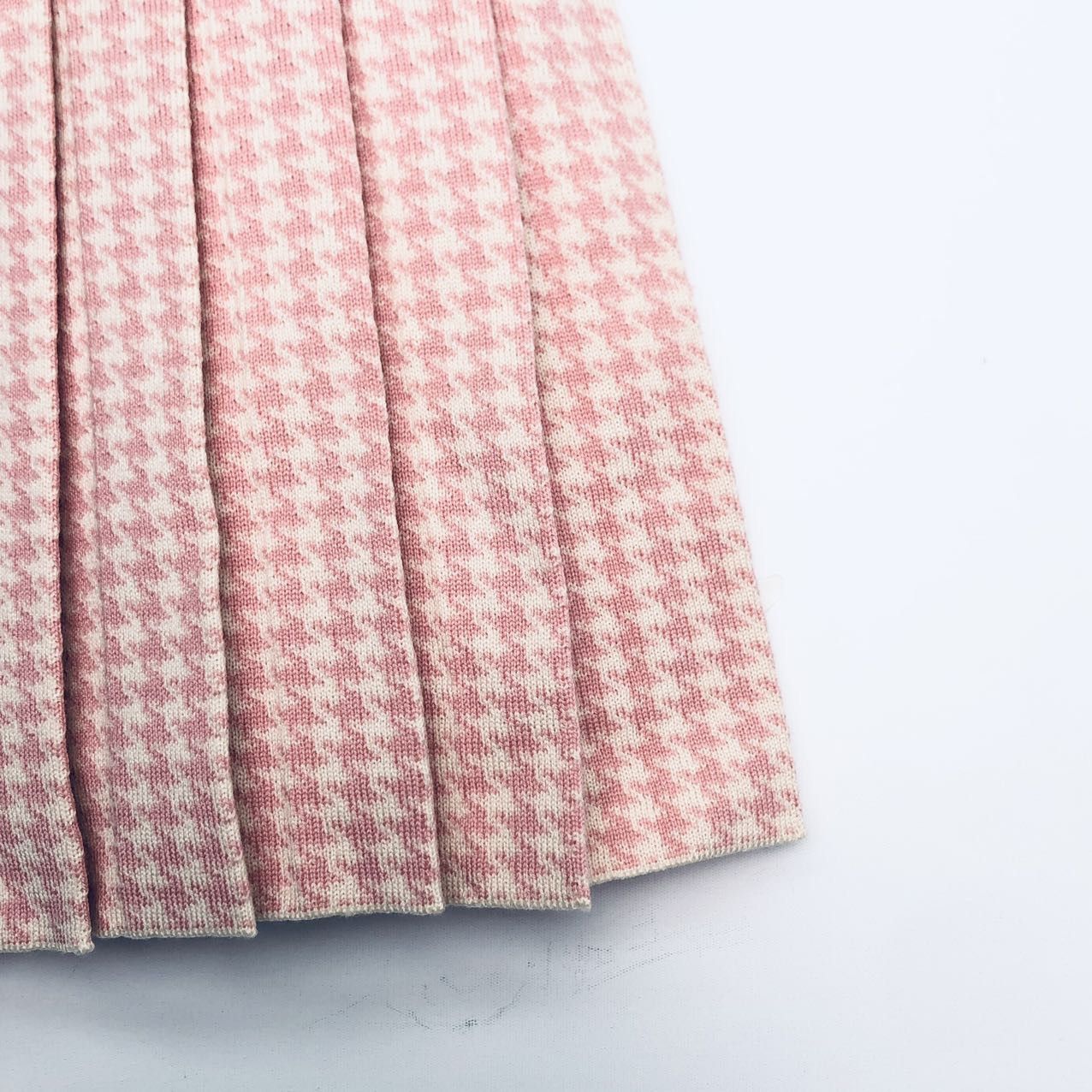 Miu Miu Miu Miu Knitted Wool Casual Pleated Skirt K26WX Size 27" / US 4 / IT 40 - 4 Thumbnail