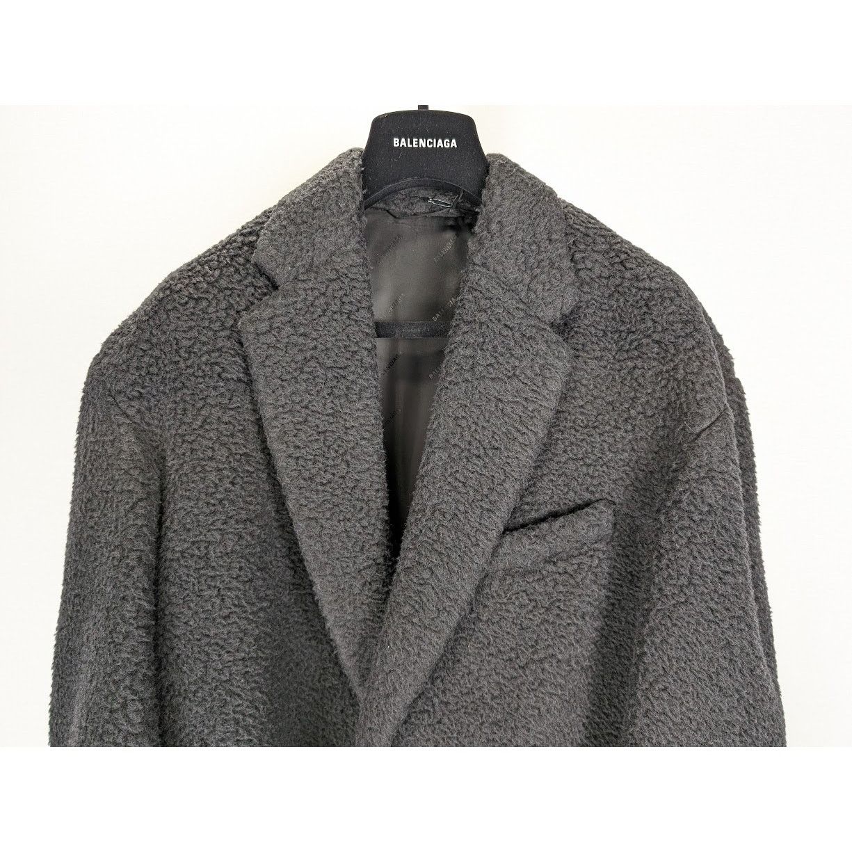Balenciaga o1rshd1 Boxy Coat Fur in Black Size US S / EU 44-46 / 1 - 7 Thumbnail