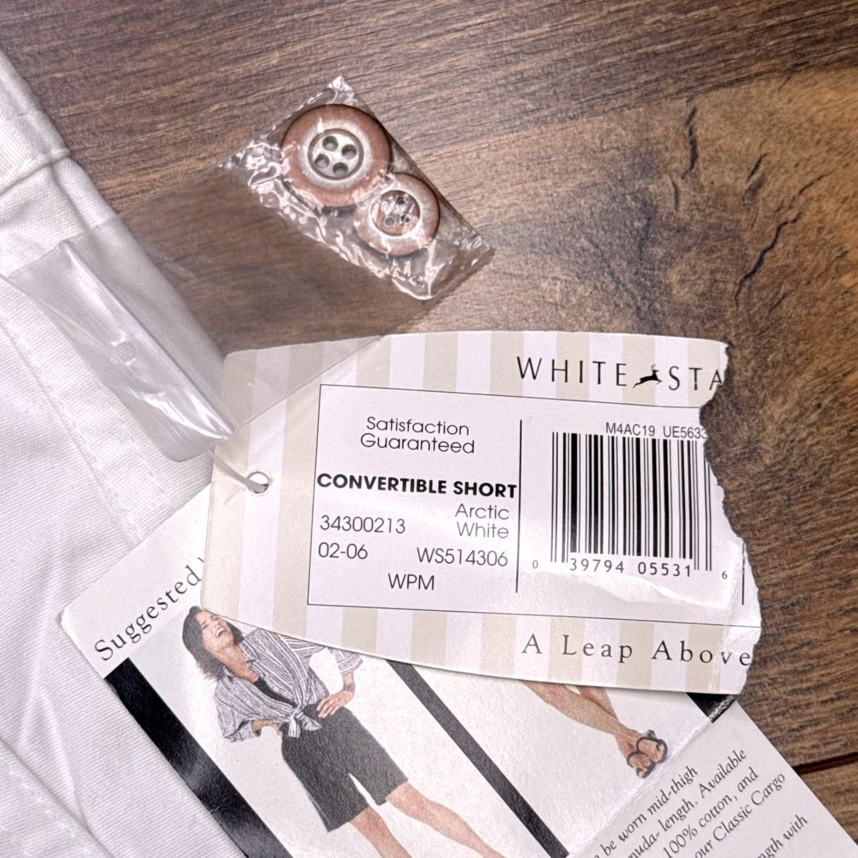Vintage White Stag Bermuda Shorts Womens 14 White Cuffed Knit 100% Cotton Regular Rise 6in Inseam Block Pocket Summer Beach Casual Travel Womens Size 36" / US 14 / IT 50 - 5 Thumbnail