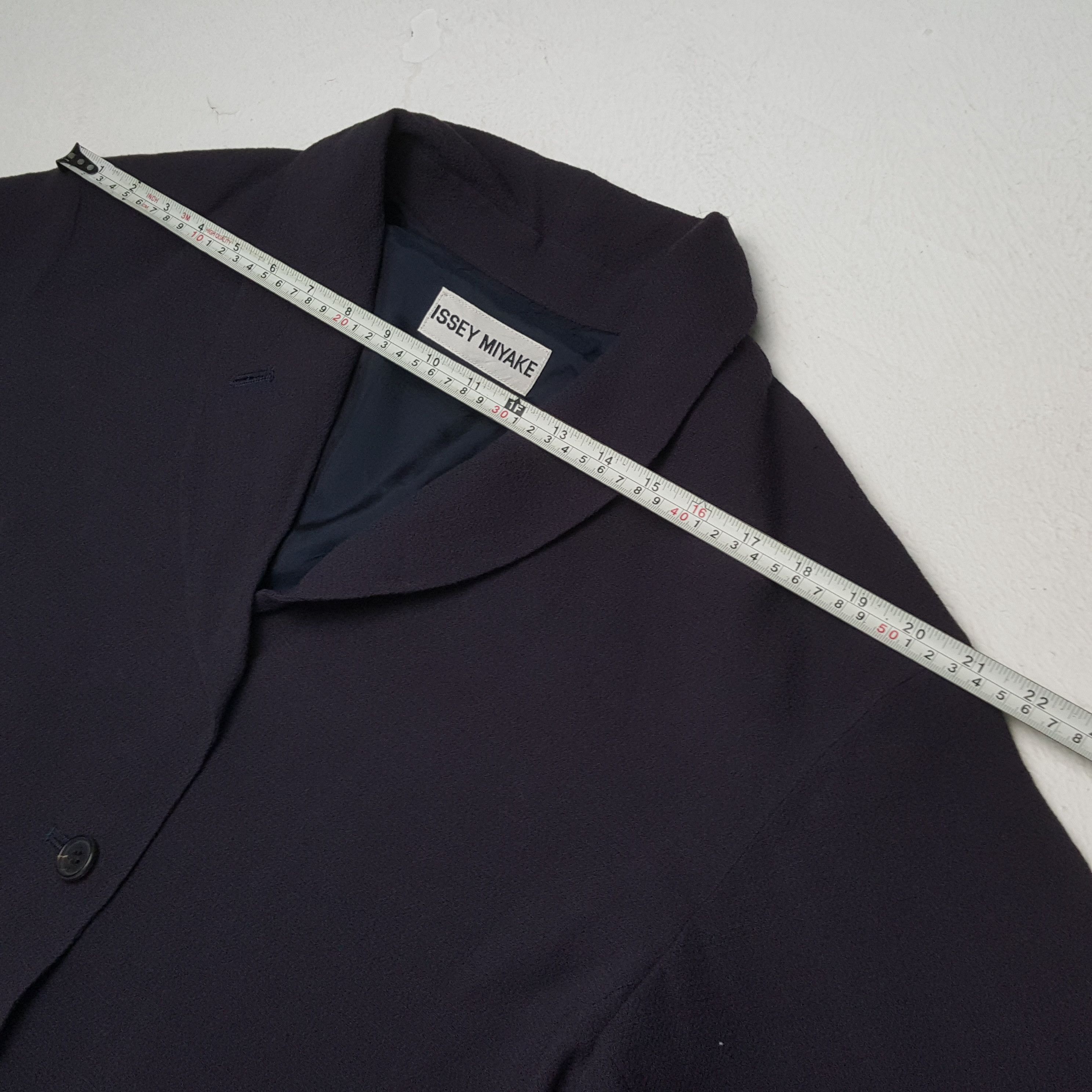 Issey Miyake × Japanese Brand × Vintage Vintage ISSEY MIYAKE Japanese Fashion Designer Jacket Size US L / EU 52-54 / 3 - 4 Thumbnail