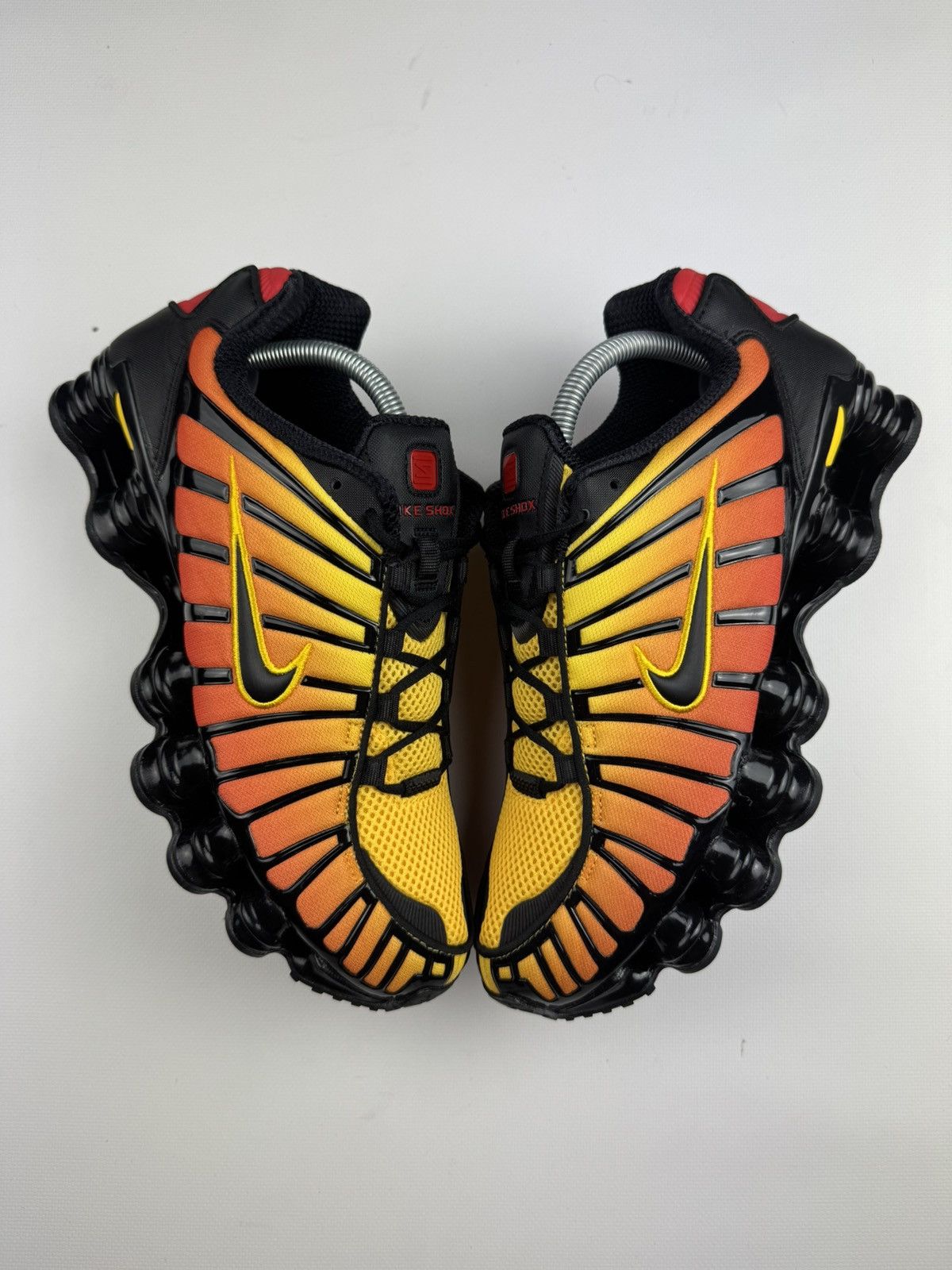 Nike Nike Shox TL Sunrise US9 Size US 9 / EU 42 - 5 Thumbnail