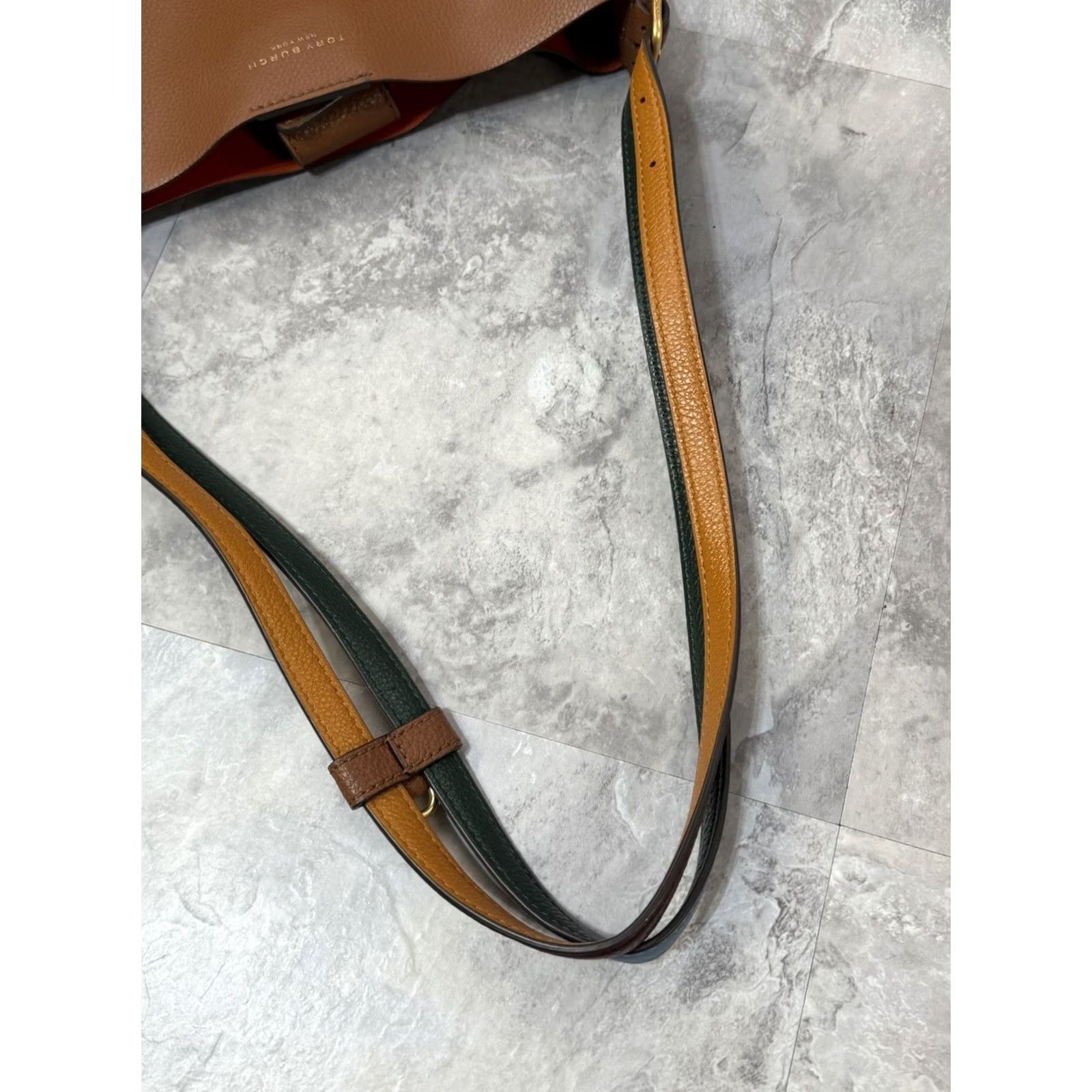 Tory Burch Tory Burch Perry Bucket Hobo Bag Medium Brown Genuine Leather Shoulder Tote Size ONE SIZE - 7 Thumbnail
