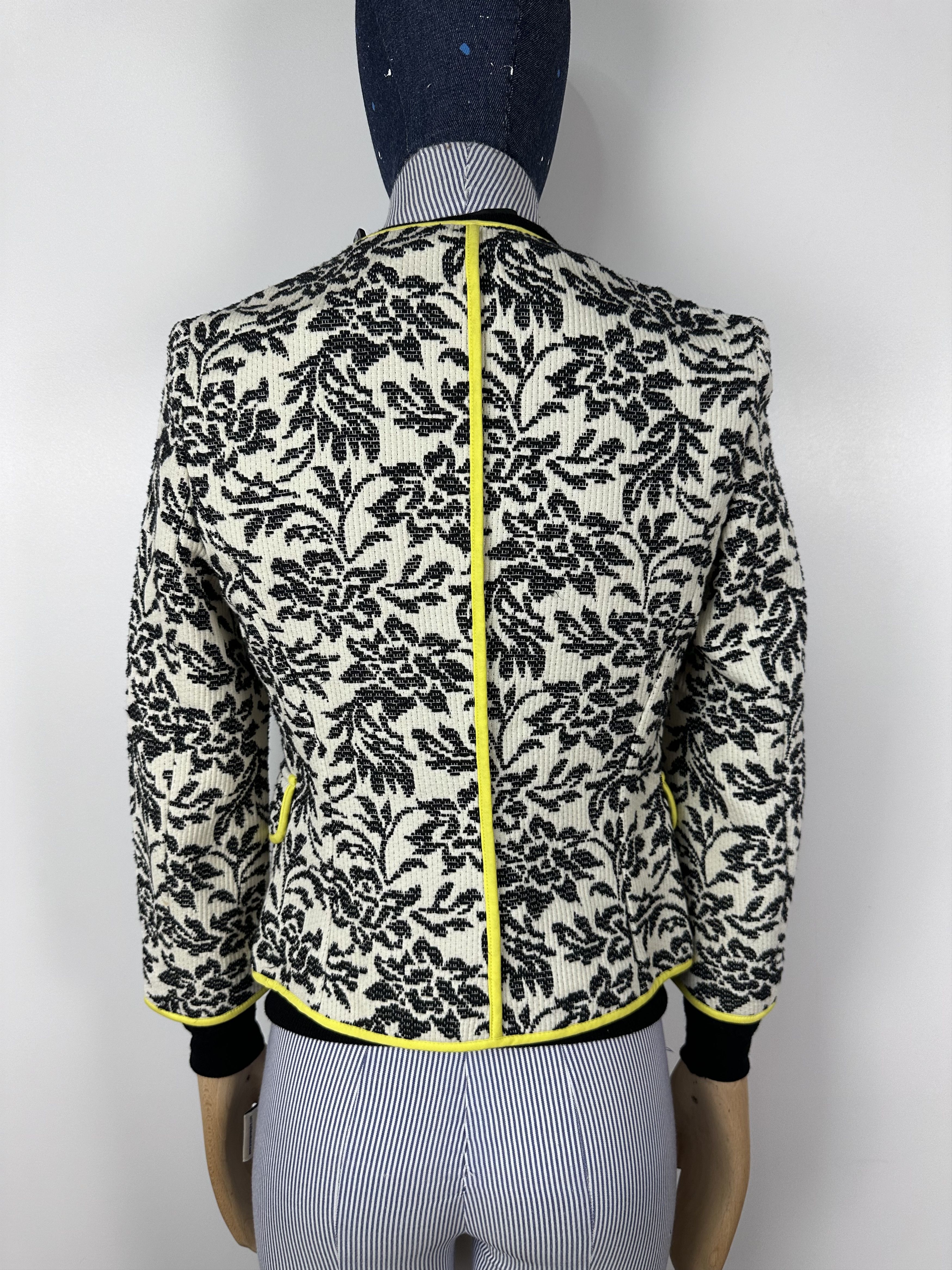 Grailed × Karen Millen Ladies Karen Millen Black White Floral Boucle Jacket UK6 Size XS / US 0-2 / IT 36-38 - 6 Thumbnail