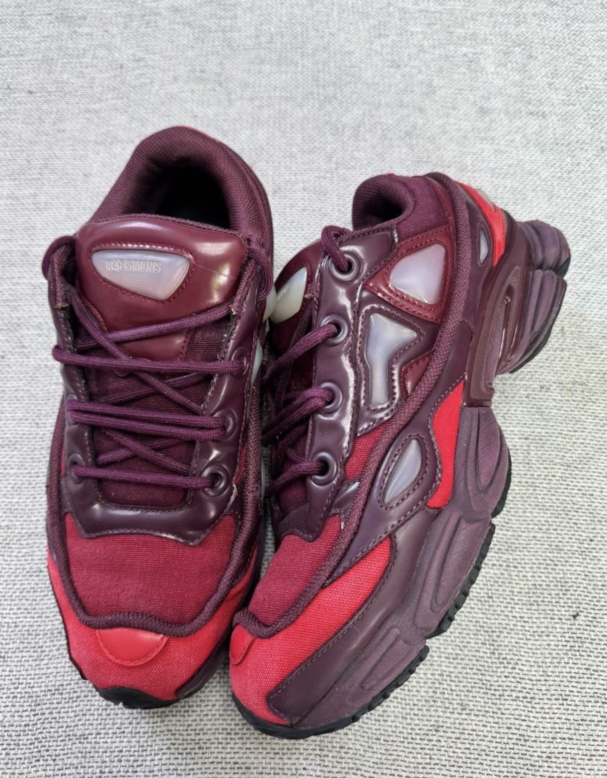 Adidas Adidas Raf Simons Ozweego Burgundy colorway K37 Size US 8 / EU 41 - 2 Thumbnail