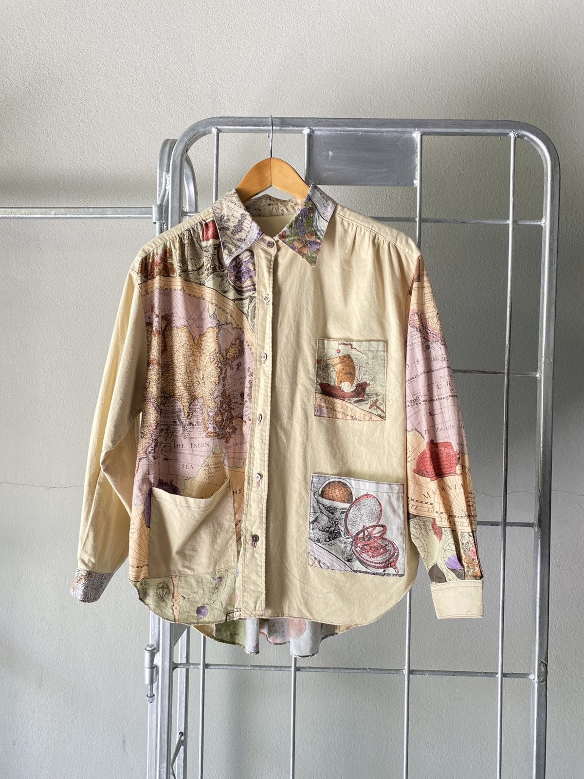 Designer × Japanese Brand × Vintage Vintage Map Print Shirt with Unique Details Size ONE SIZE - 8 Thumbnail