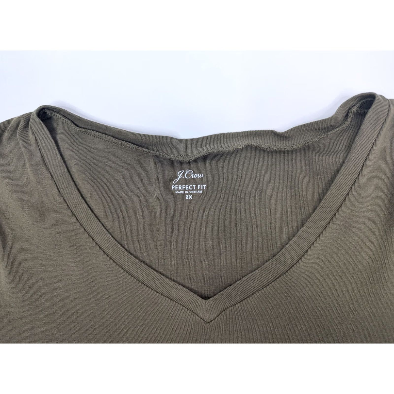 J.Crew J.CREW Shirt Womens 2X Olive Green V-Neck Long Sleeve Casual Preppy Slimming Knit Cotton"} Size XXL / US 16-18 / IT 52-54 - 6 Thumbnail