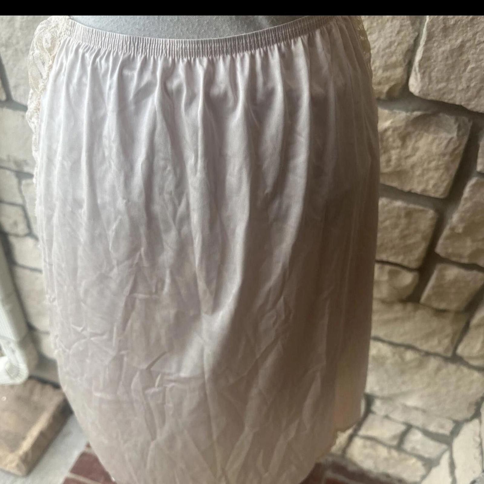 Other Half Slip Lorraine Nylon M USA Vintage lace Side Size ONE SIZE - 2 Thumbnail