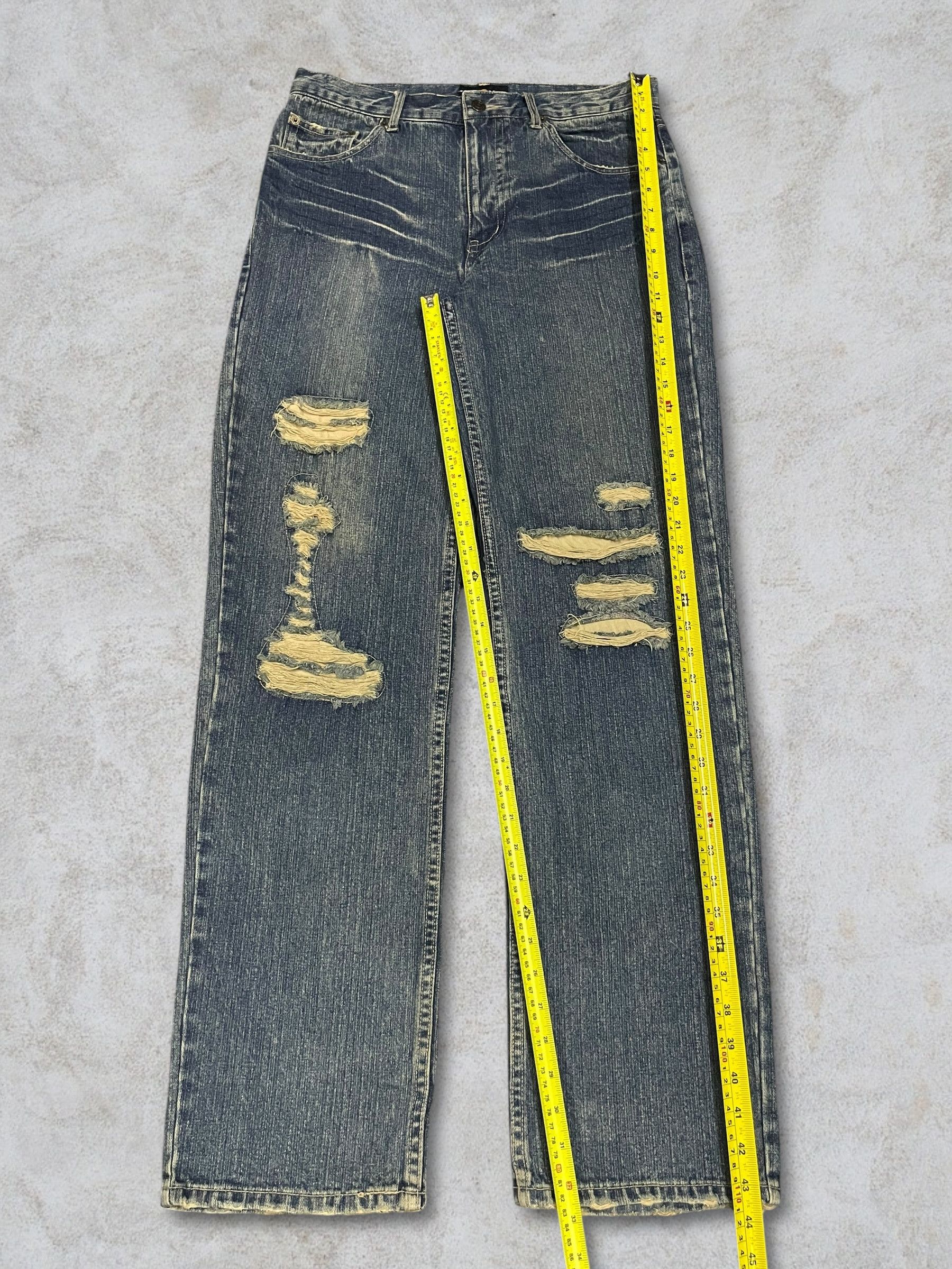 Japanese Brand Vintage Japanese Distressed Sand Washed Whiskering Jeans Size US 32 / EU 48 - 14 Thumbnail