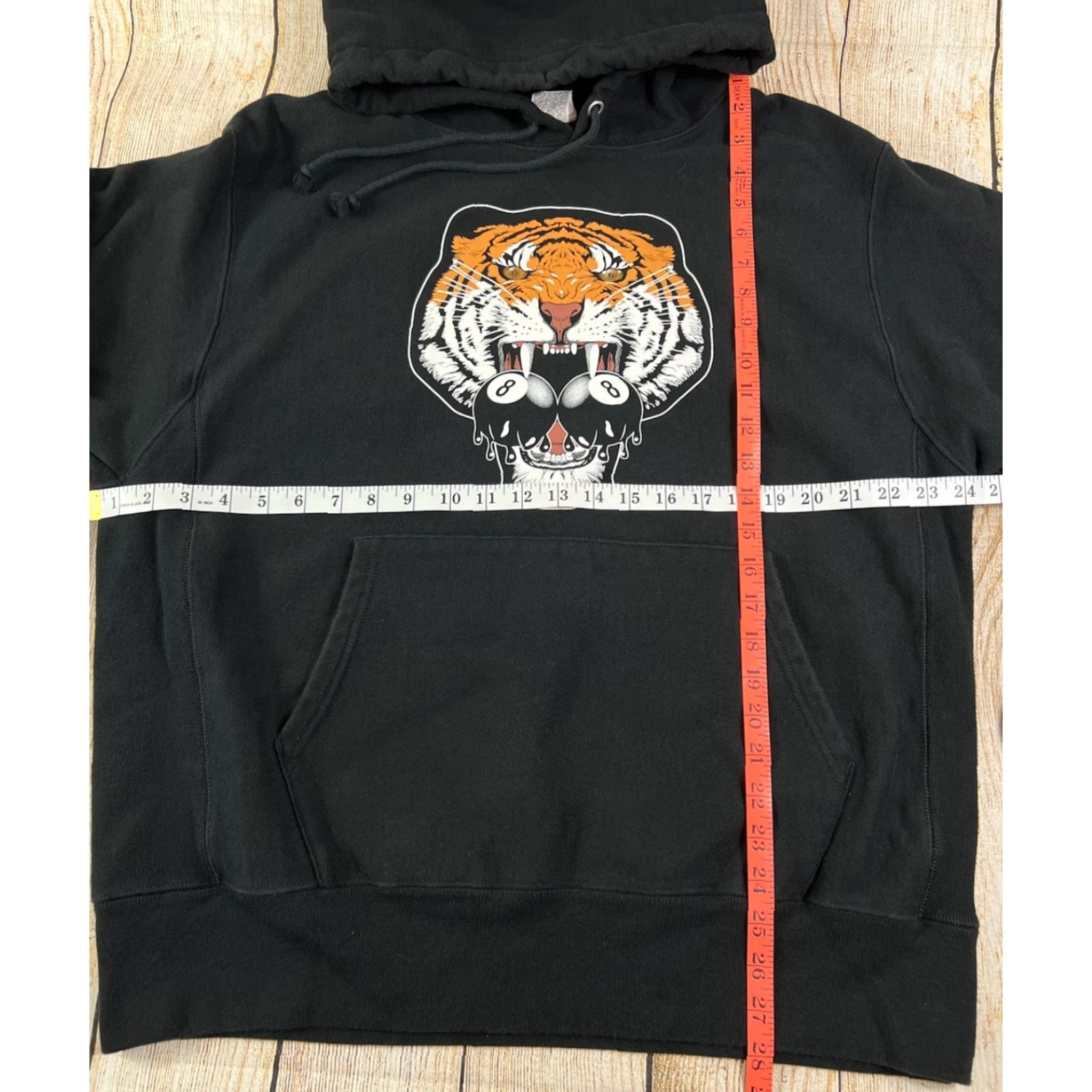 Champion Champion Reverse Weave Hoodie Tiger 8 Ball Graphic Sweatshirt Large Black Mens L Size US L / EU 52-54 / 3 - 4 Thumbnail