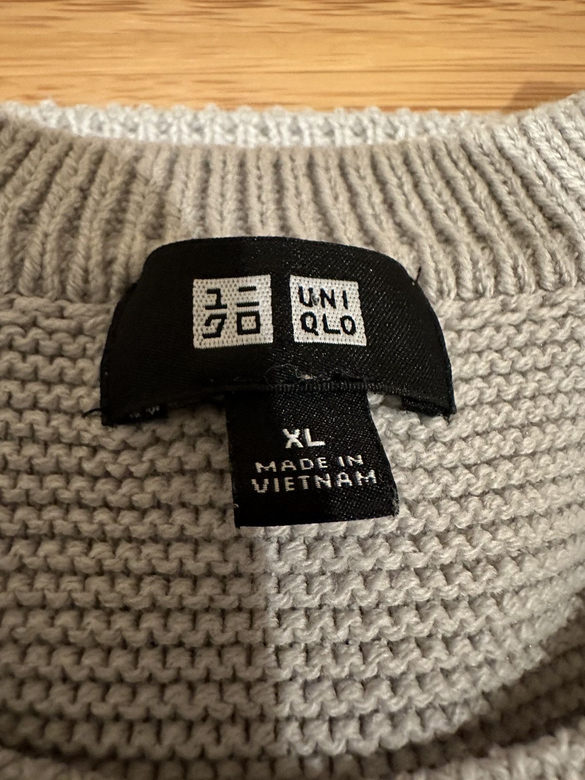 Uniqlo Uniqlo Men's 3D Knit Seamless Crew Neck Jumper Size XI Size US M / EU 48-50 / 2 - 7 Thumbnail