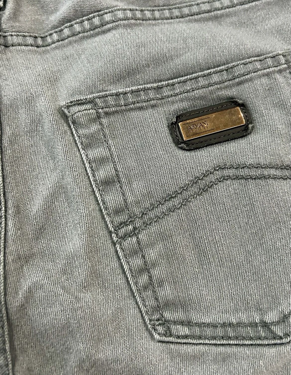 Armani Collezioni Armani Collezioni - Grey Jeans Men’s Slim Fit Denim size 31 Size US 31 - 17 Thumbnail