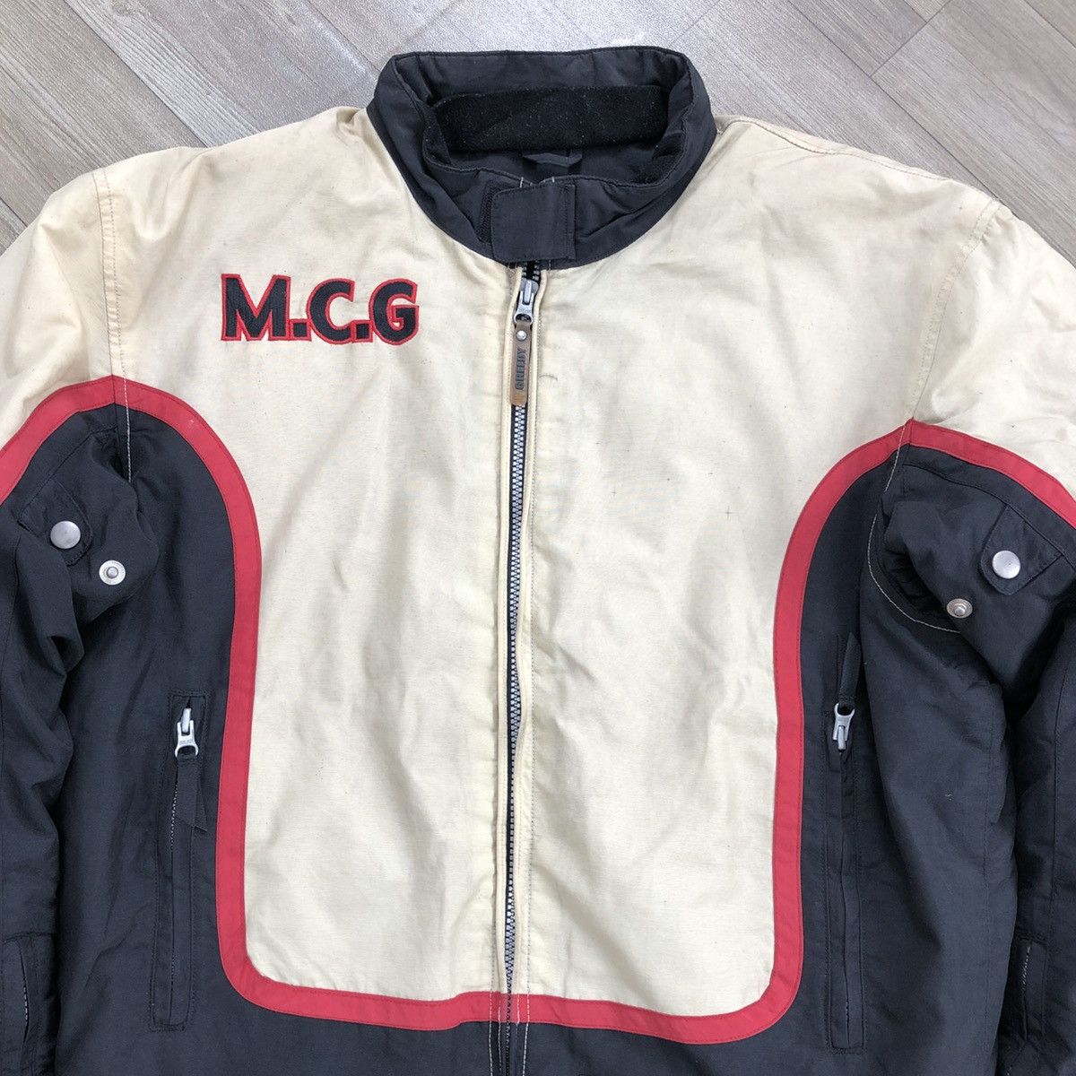 Vintage Vintage GREEDY 51 M.C.G Racing Motorcycle Bikers Jacket Size US L / EU 52-54 / 3 - 23 Thumbnail