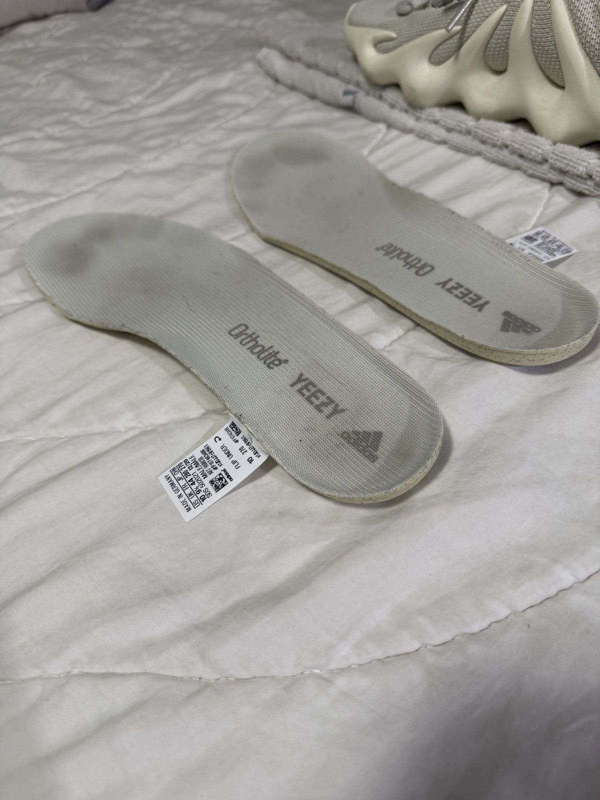 Yeezy Men’s Size 10 U.S. adidas Yeezy 450 Cloud White Sneakers Size US 10 / EU 43 - 8 Thumbnail
