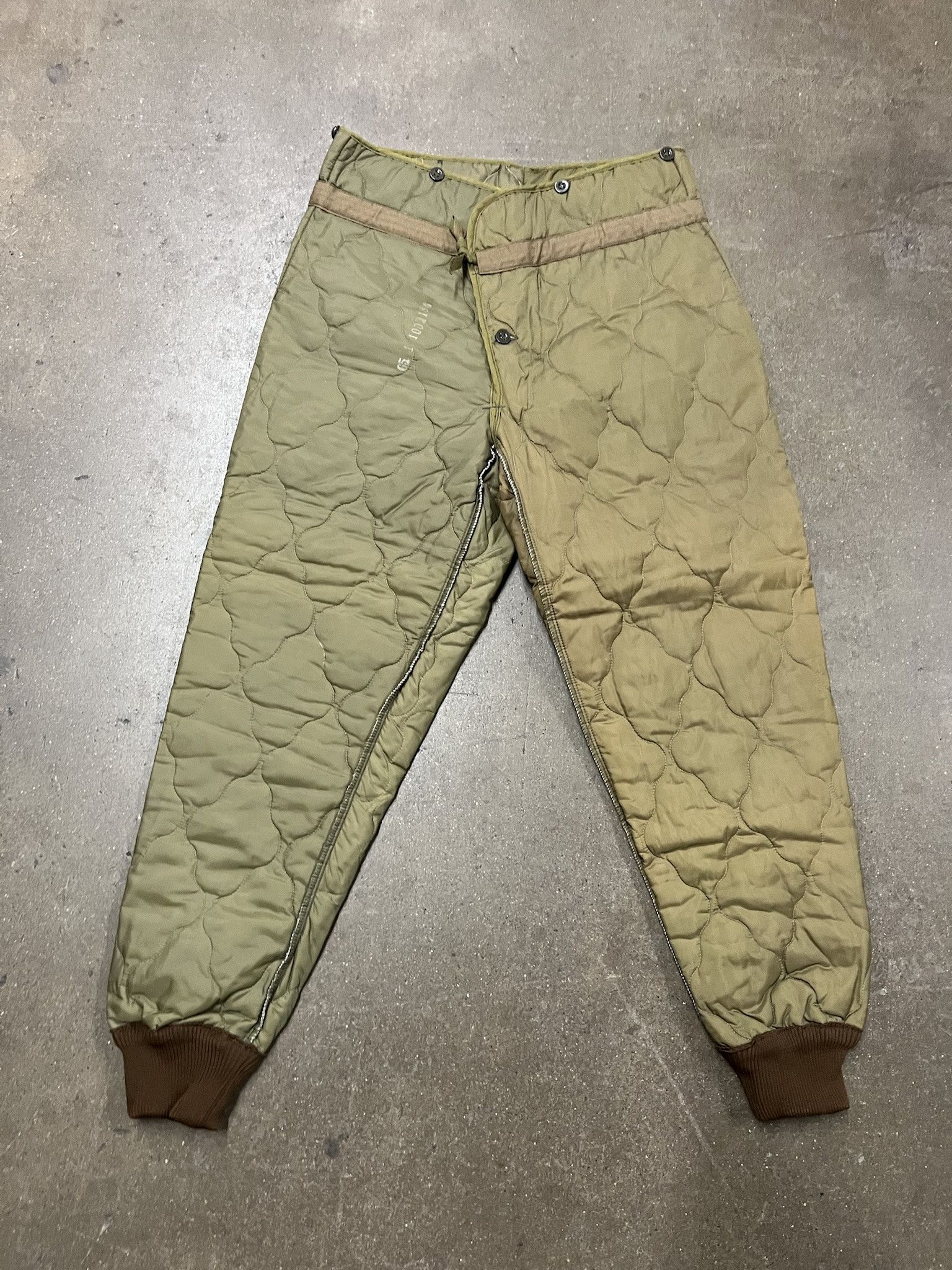 Vintage Vitnage Military Thermal Quilted Pant Liners Size 34 Size US 34 / EU 50 - 1 Thumbnail