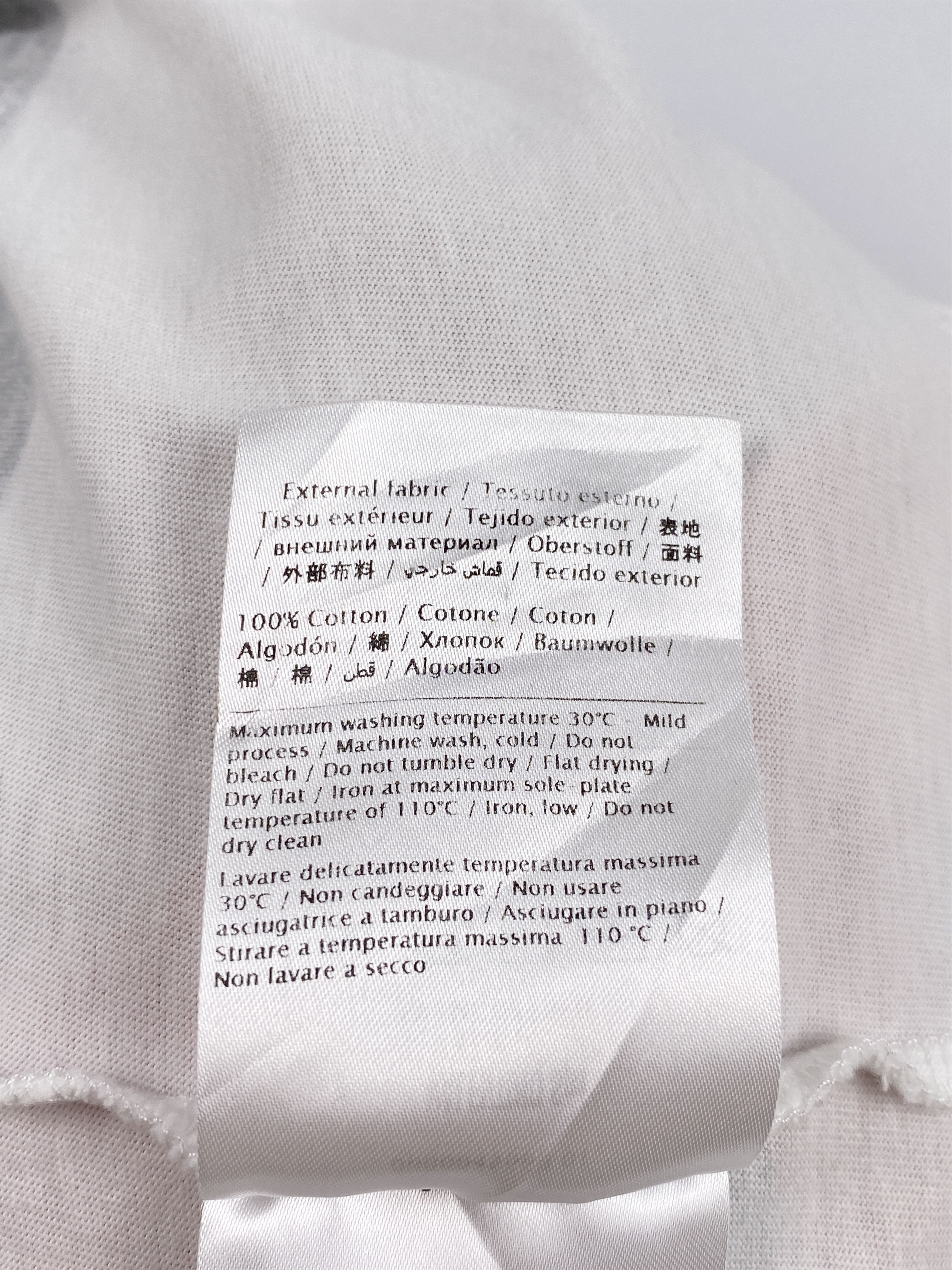 Valentino V Logo T-Shirt Size US L / EU 52-54 / 3 - 12 Thumbnail