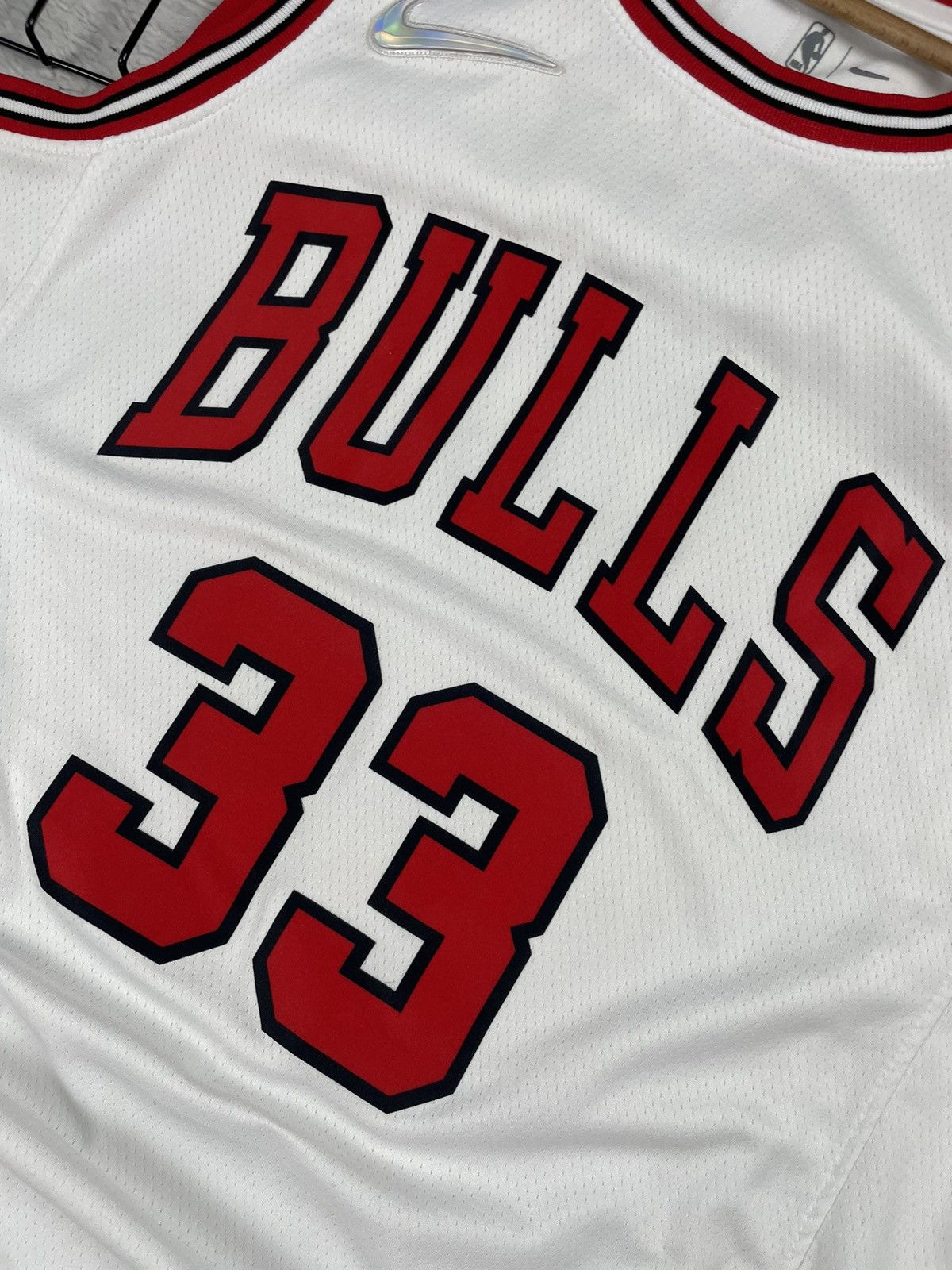 NBA × Nike × Vintage PIPPEN Vintage Chicago Bulls Nike Basketball Jersey L size Size US L / EU 52-54 / 3 - 6 Thumbnail