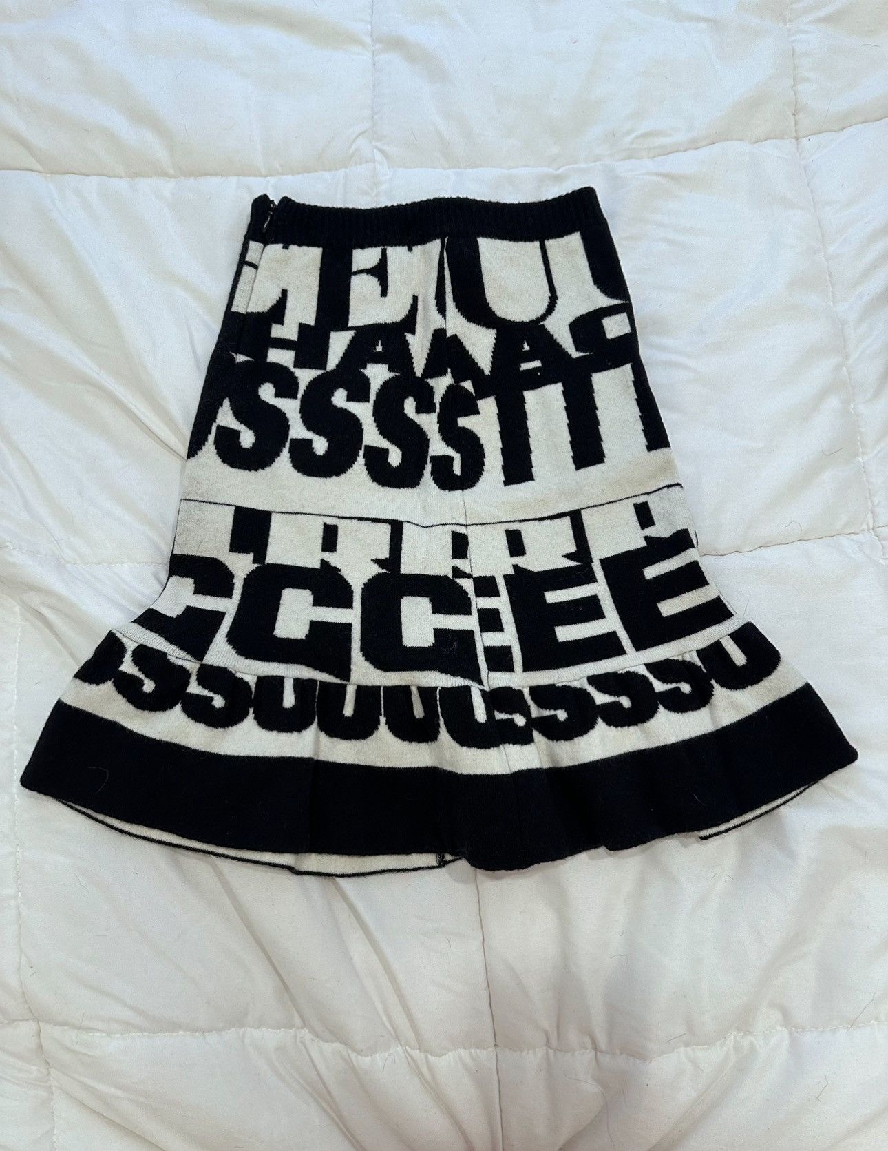 Dolce & Gabbana DOLCE & GABBANA RARE RUNWAY WOOL SKIRT Size 38" / US 16 / IT 52 - 1 Thumbnail