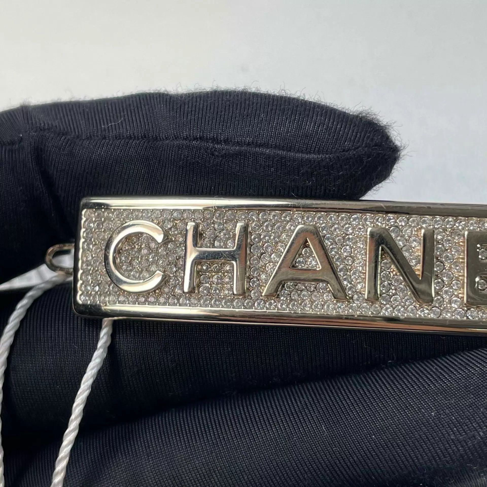 Chanel Chanel 2021 Full Rhinestone Hair Clip Size ONE SIZE - 4 Thumbnail