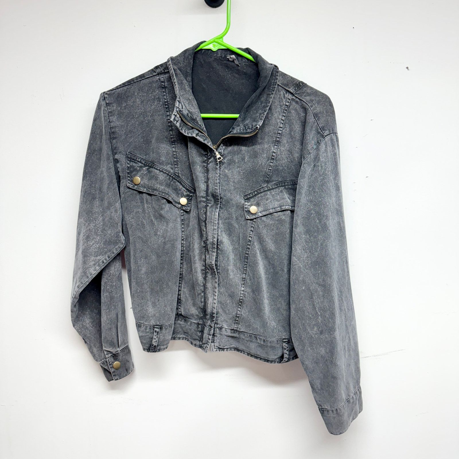Young Fabulous & Broke Young Fabulous and Broke Distressed Washed Zip Jacket Sz XS Size XS / US 0-2 / IT 36-38 - 1 Thumbnail