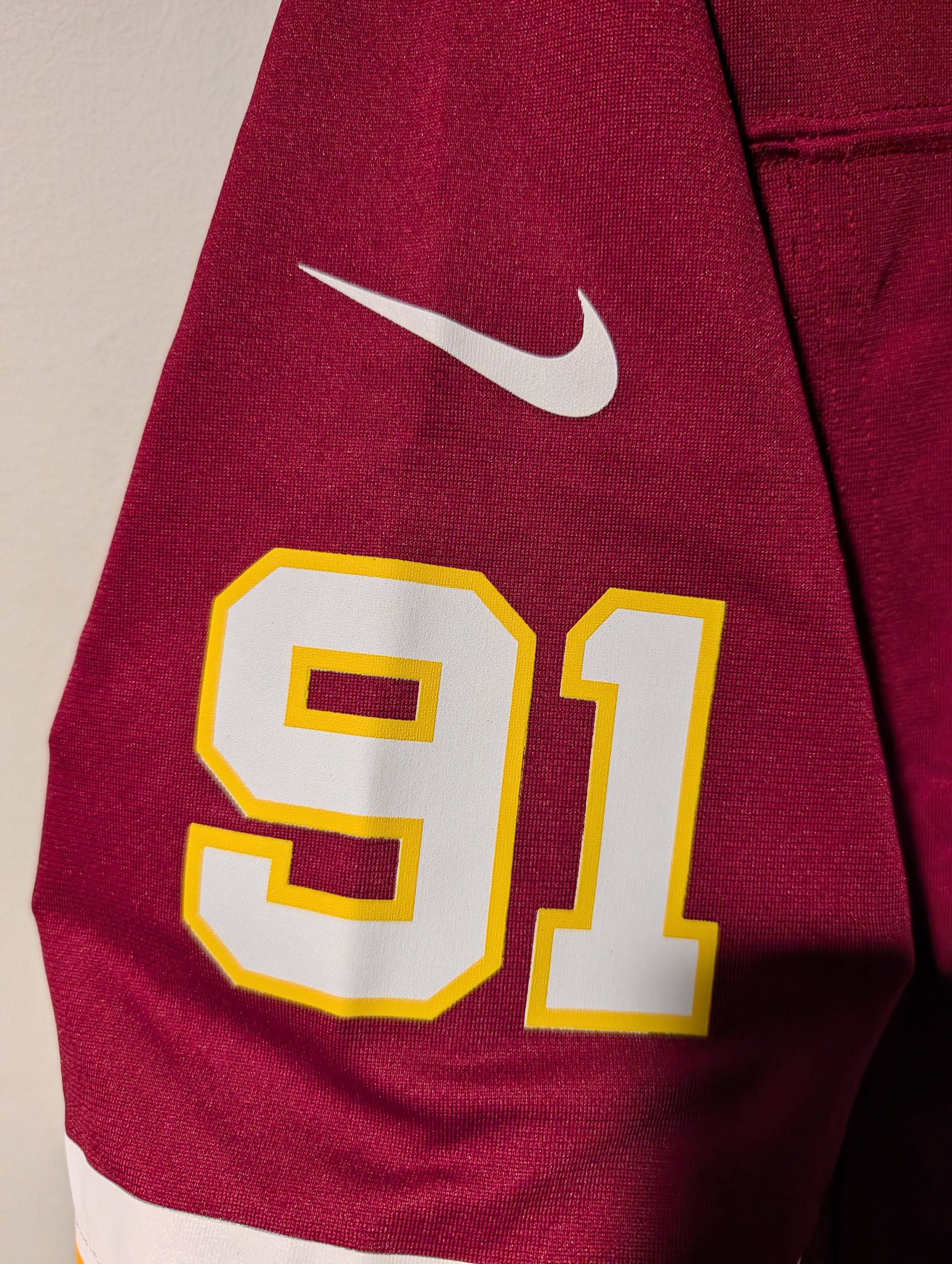 NFL Nike On Field Washington Redskins Ryan Kerrigan #91 Jersey Size US M / EU 48-50 / 2 - 5 Thumbnail