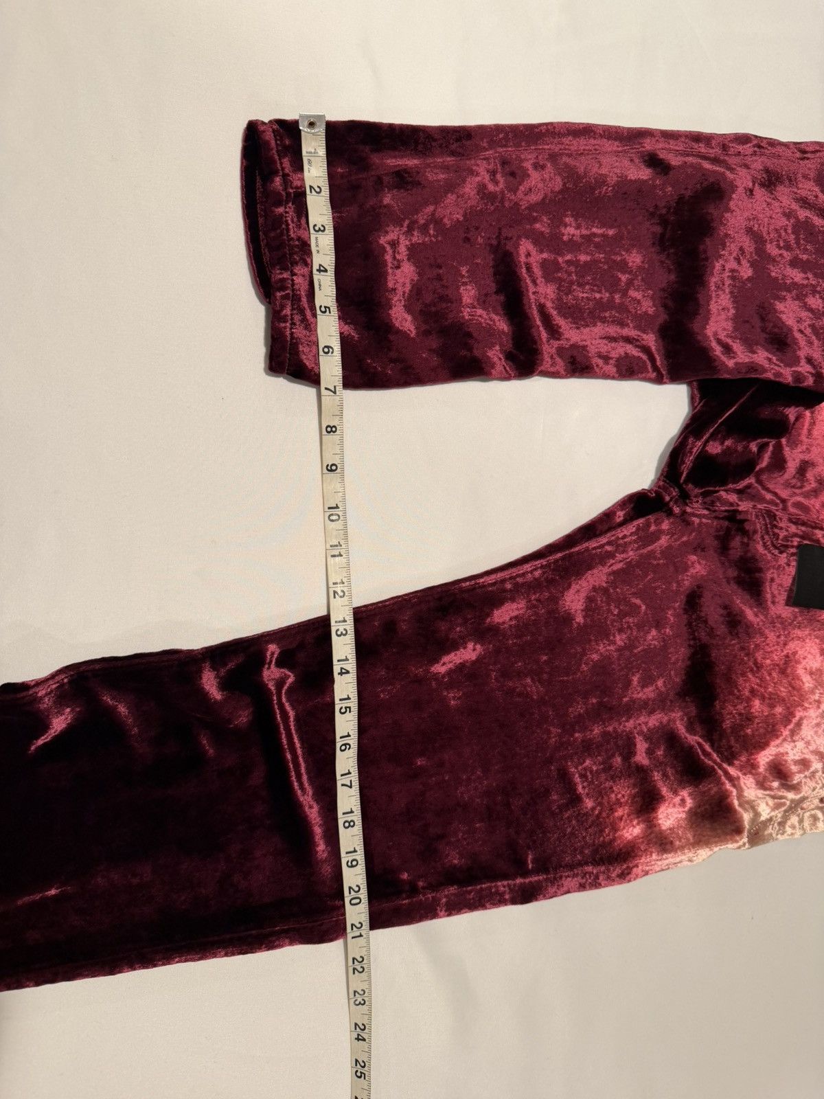 Saint Laurent Paris Saint Laurent velvet pants. 33 $1390 Size US 33 - 7 Thumbnail