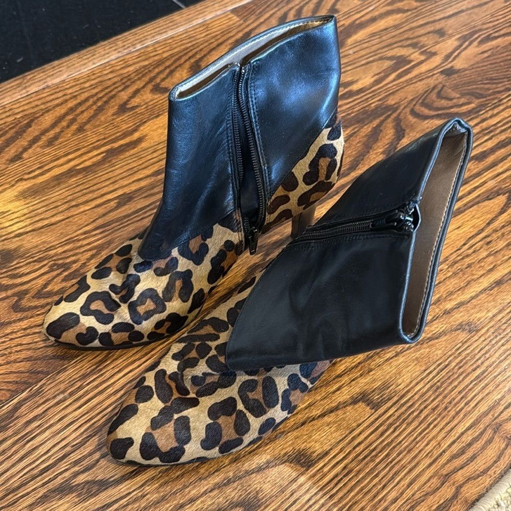 Chicos Chicos Women’s Leopard Ankle Boots Tan Black Calf Fur Size Size US 9.5 / IT 39.5 - 1 Thumbnail