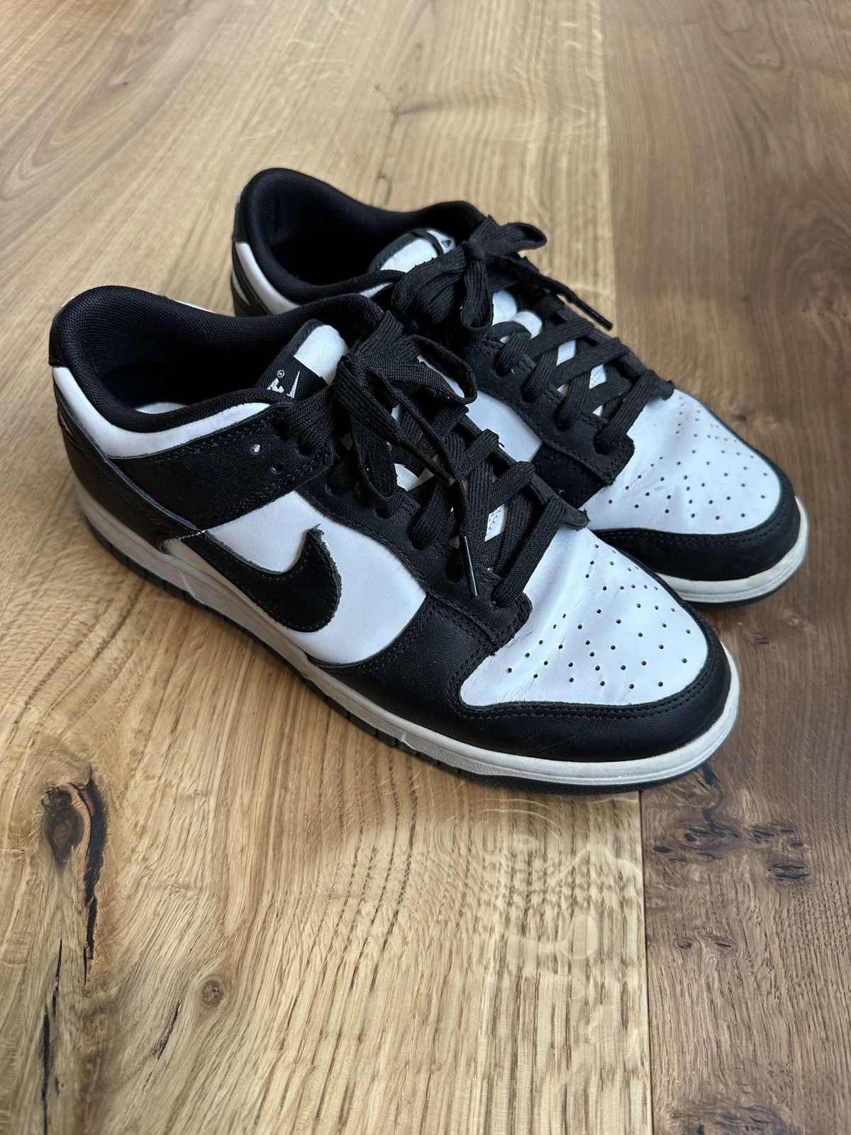 Nike NIKE PANDA DUNK LOW Size US 9 / EU 42 - 1 Thumbnail