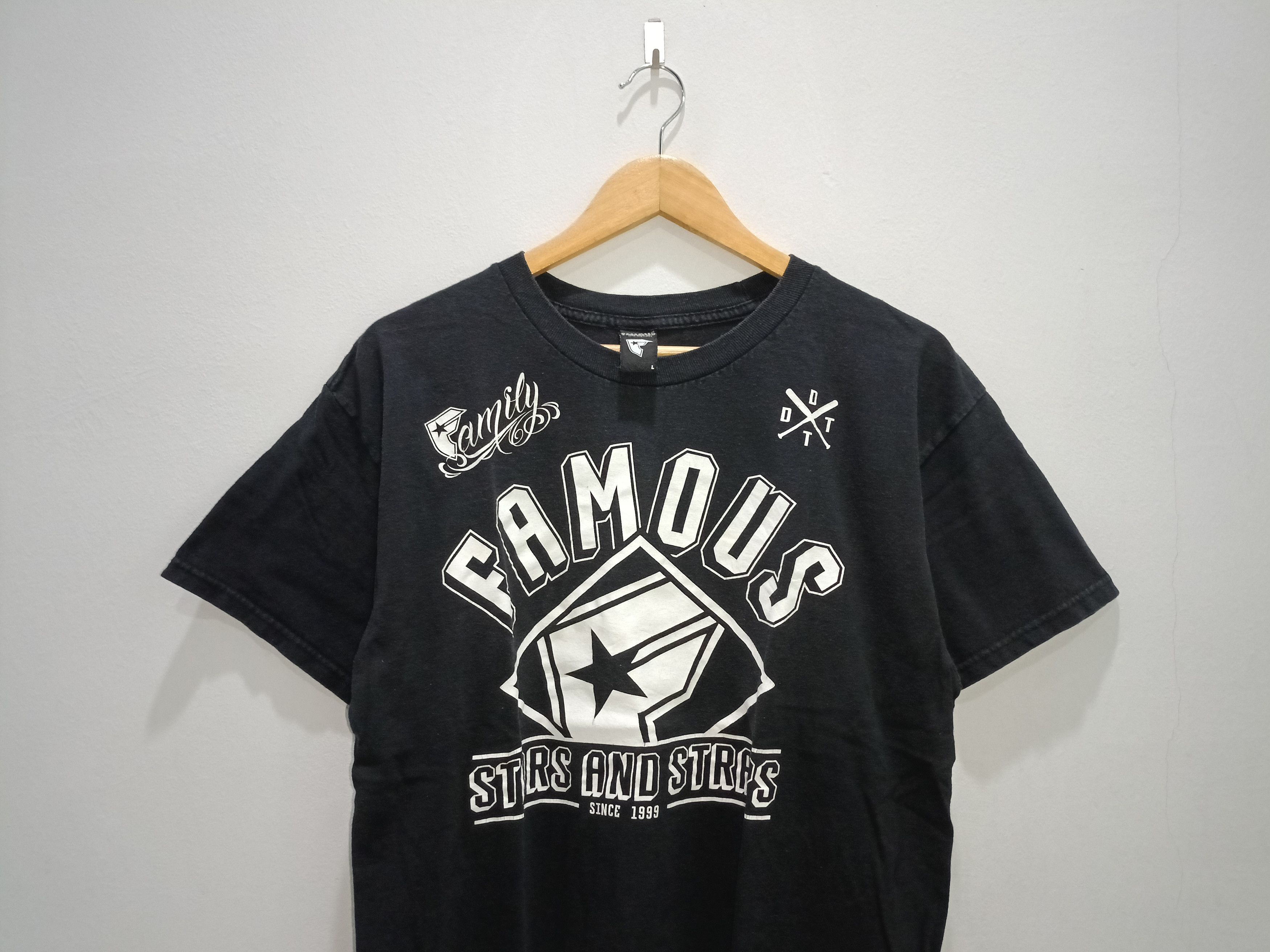 Famous Stars And Straps TSHIRT : FAMOUS STAR AND STRAPS - FAMILY Size US L / EU 52-54 / 3 - 3 Thumbnail