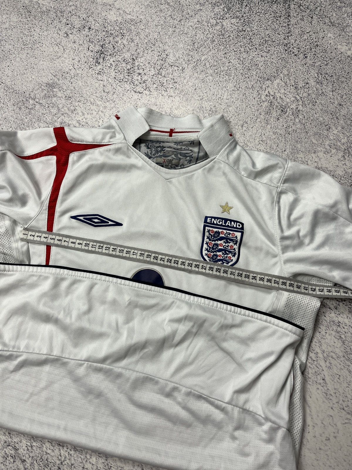 Umbro Vintage Umbro England 2005 2007 Rooney #9 Home Soccer Shirt Size US M / EU 48-50 / 2 - 19 Thumbnail